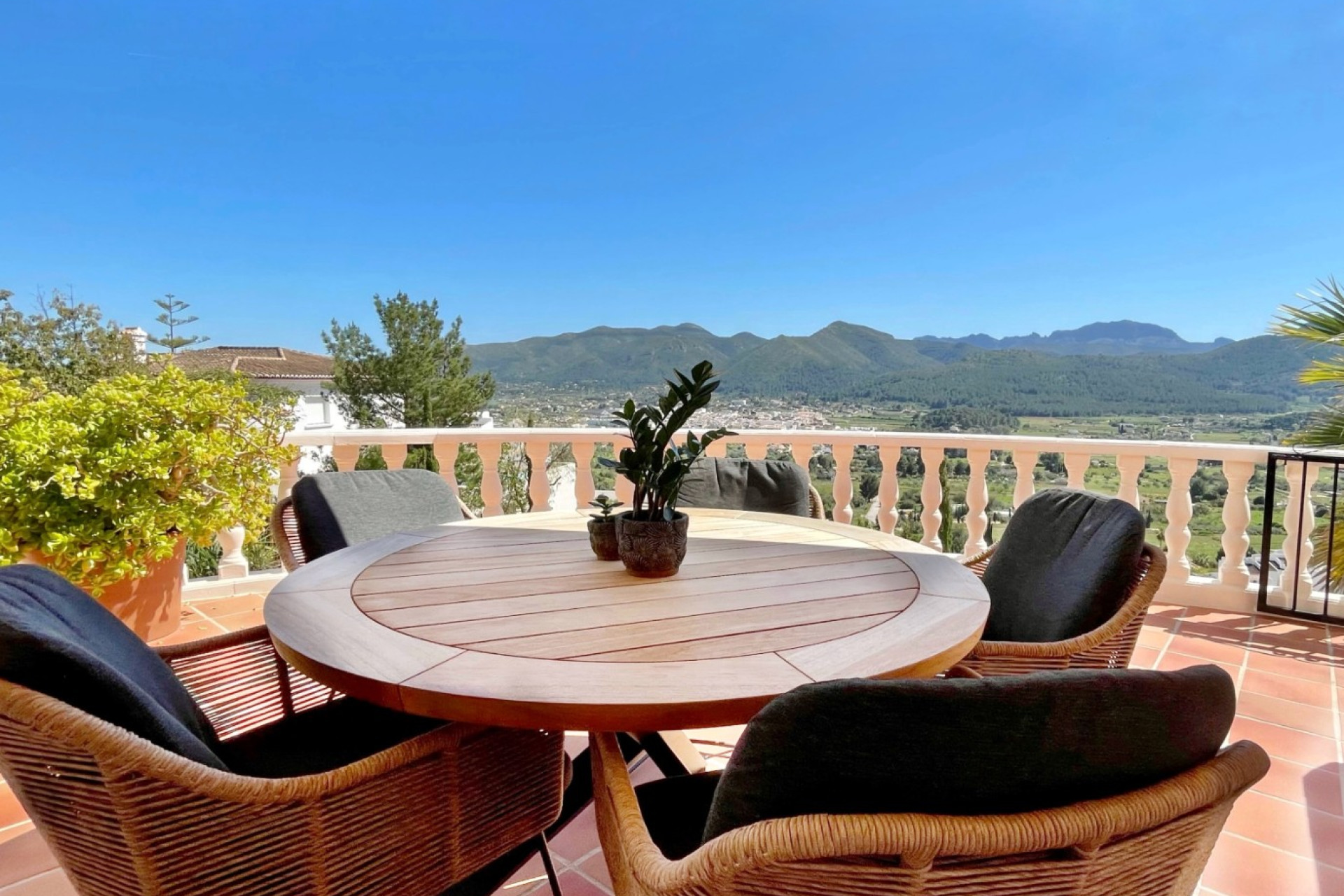 Resale - Villa - Jalón