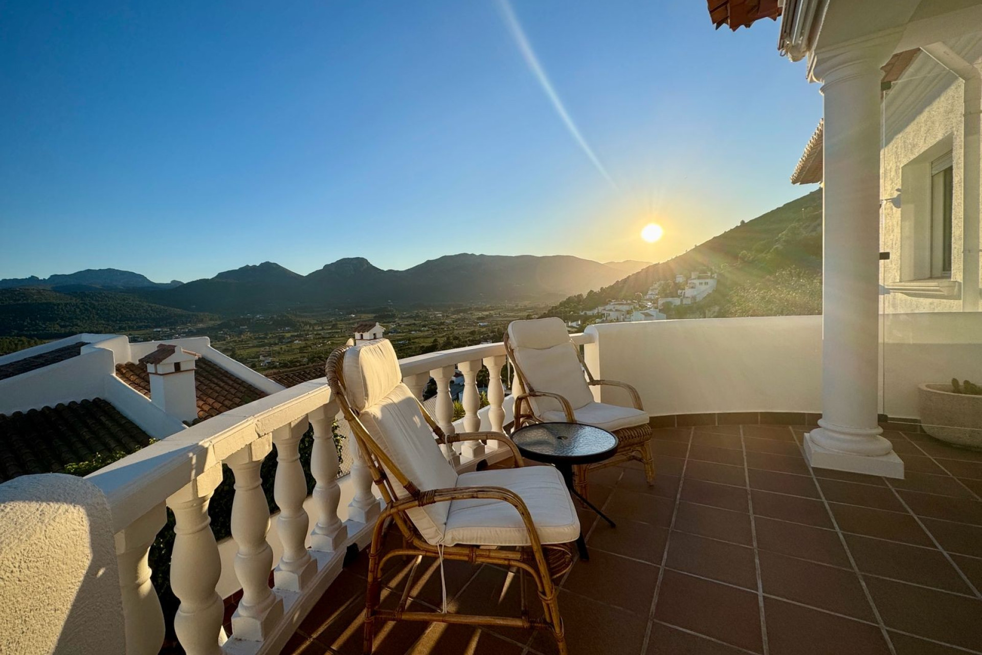 Resale - Villa - Jalón