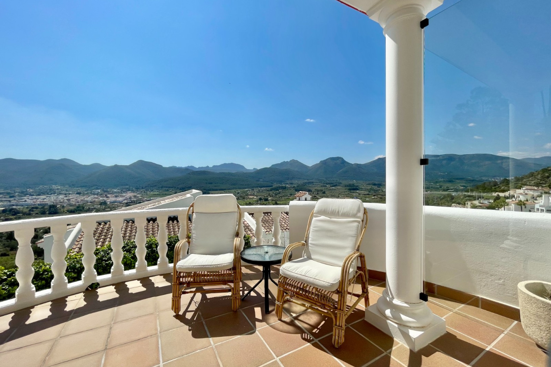 Resale - Villa - Jalón