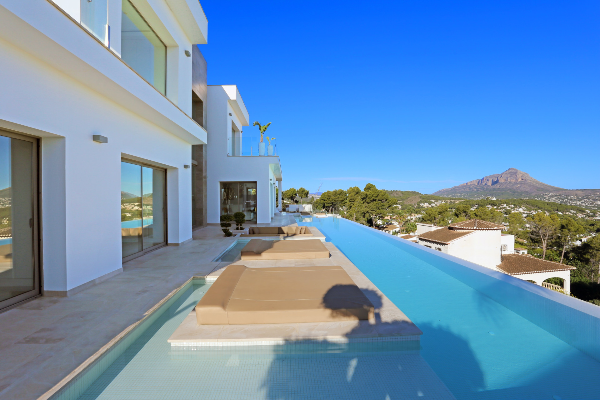 Resale - Villa - Jávea / Xàbia - La Granadella  - Costa Nova