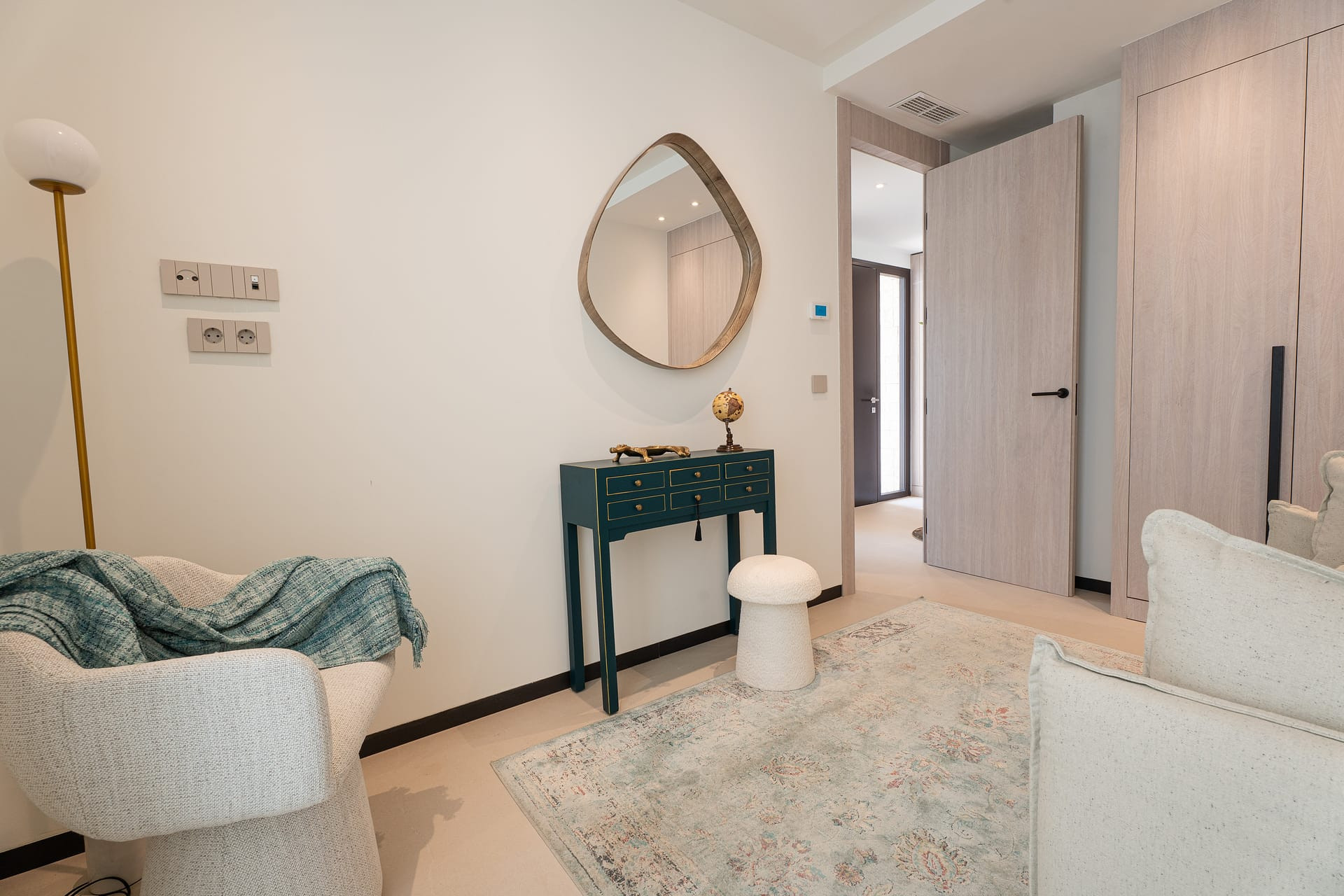 Resale - Villa - La Finca Golf Resort