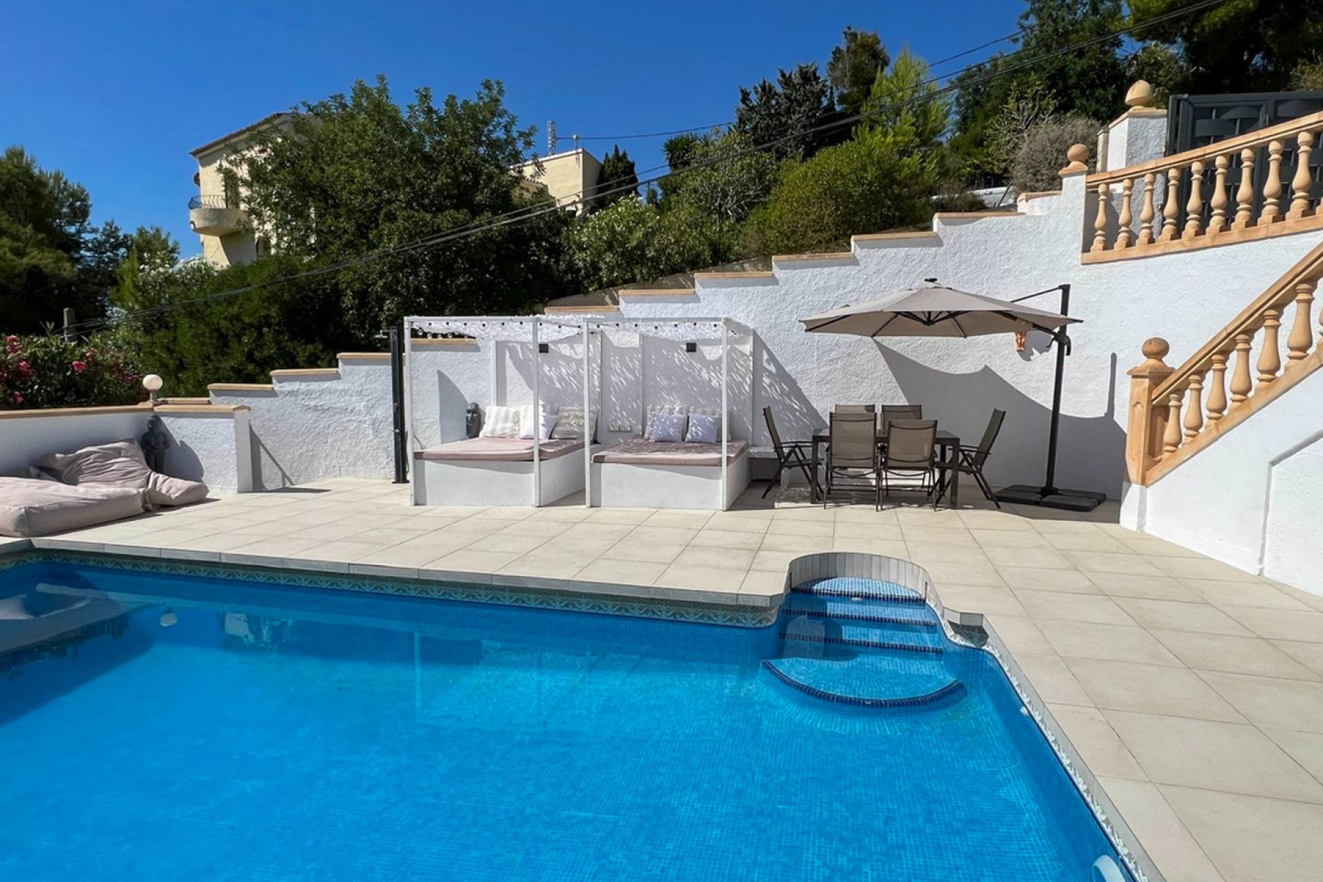 Resale - Villa - Moraira - Benimeit