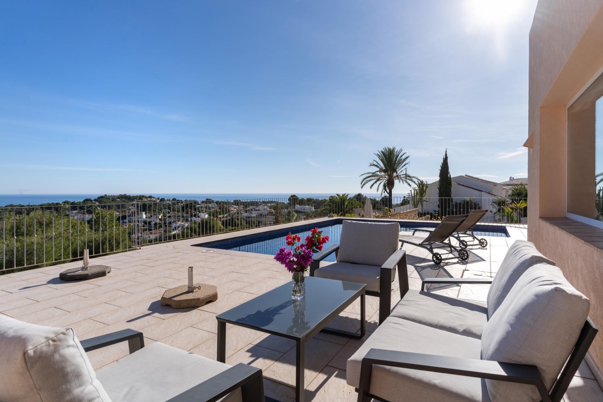 Resale - Villa - Moraira - Benimeit