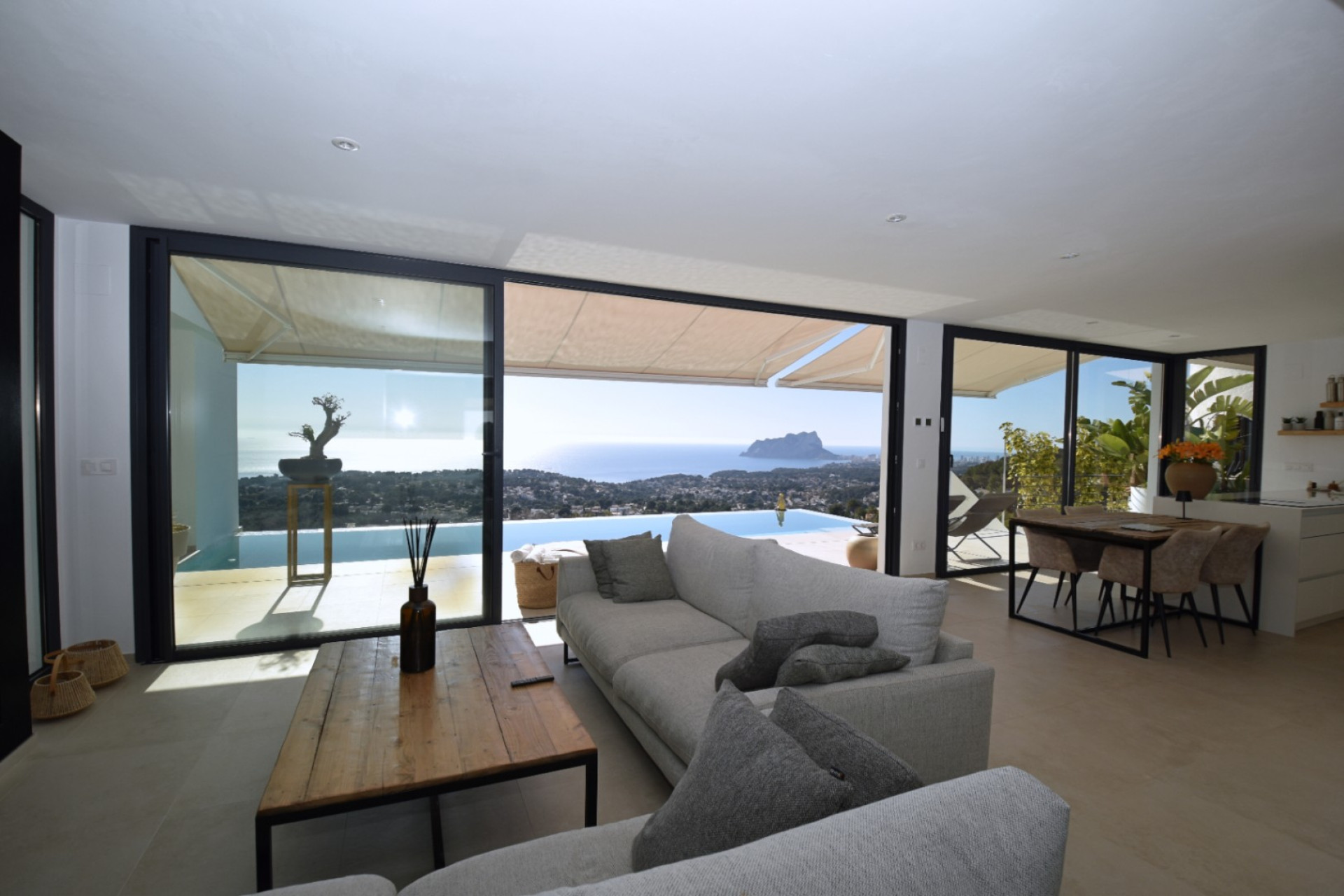 Resale - Villa - Moraira - Benimeit