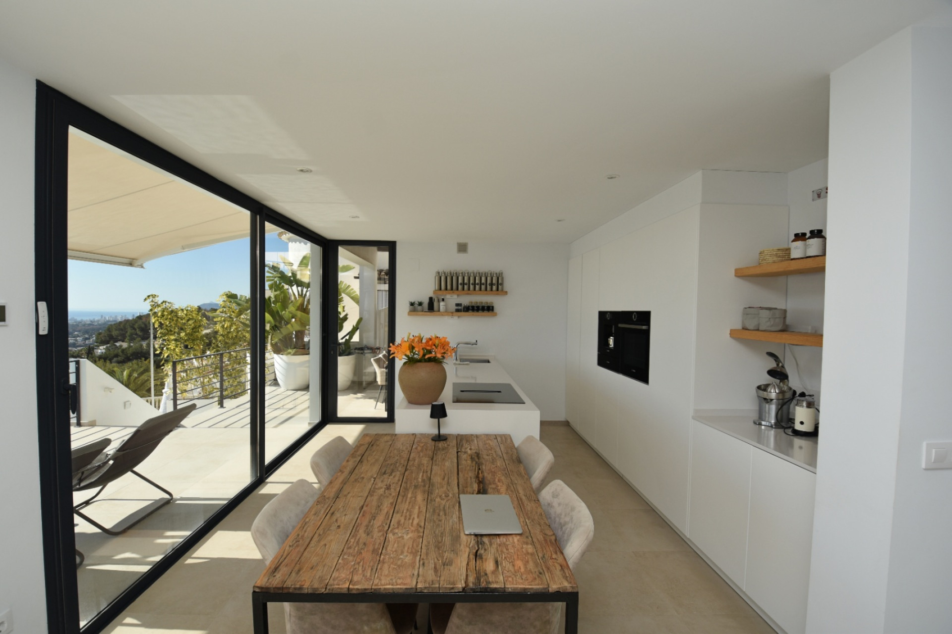 Resale - Villa - Moraira - Benimeit