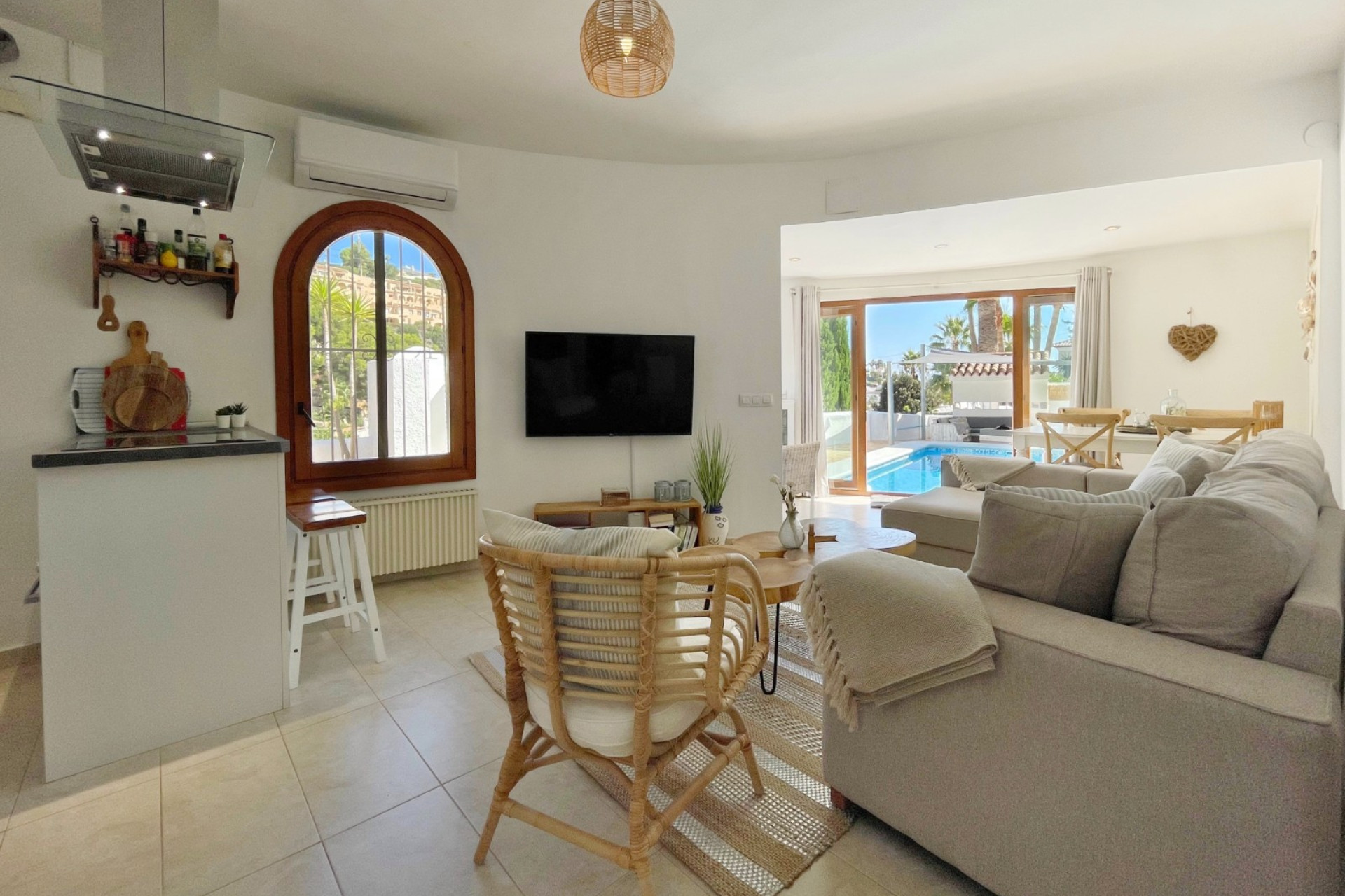 Resale - Villa - Moraira - Benimeit
