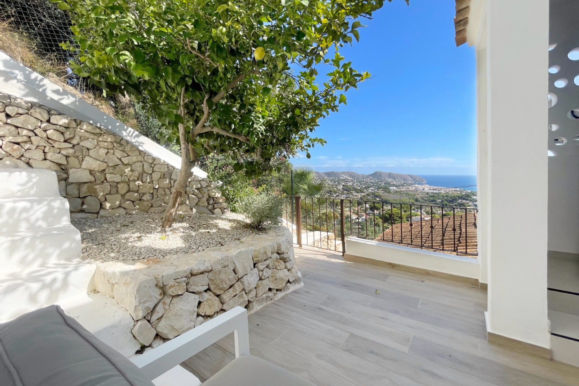 Resale - Villa - Moraira - Benimeit