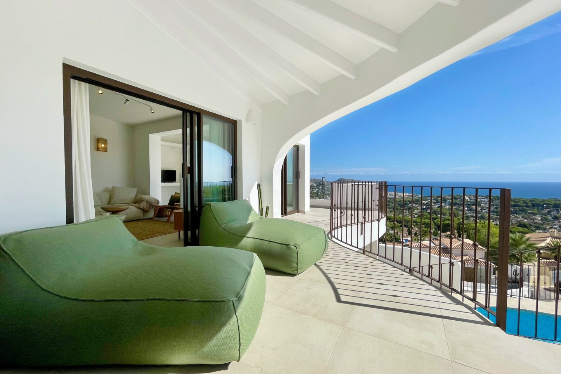 Resale - Villa - Moraira - Benimeit