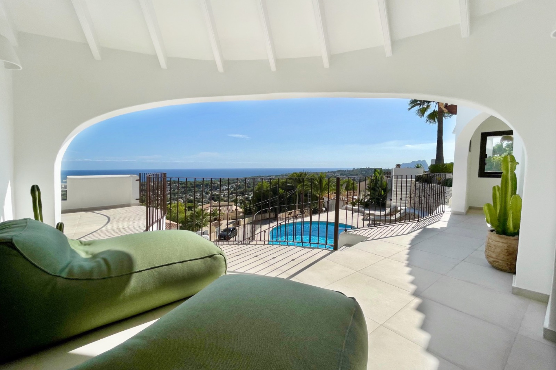 Resale - Villa - Moraira - Benimeit
