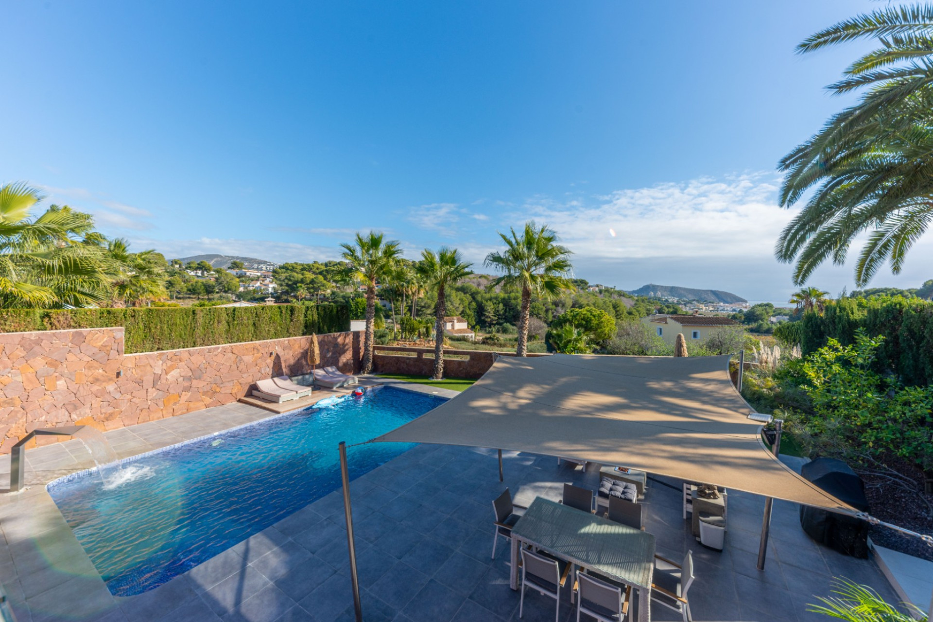Resale - Villa - Moraira - Benimeit