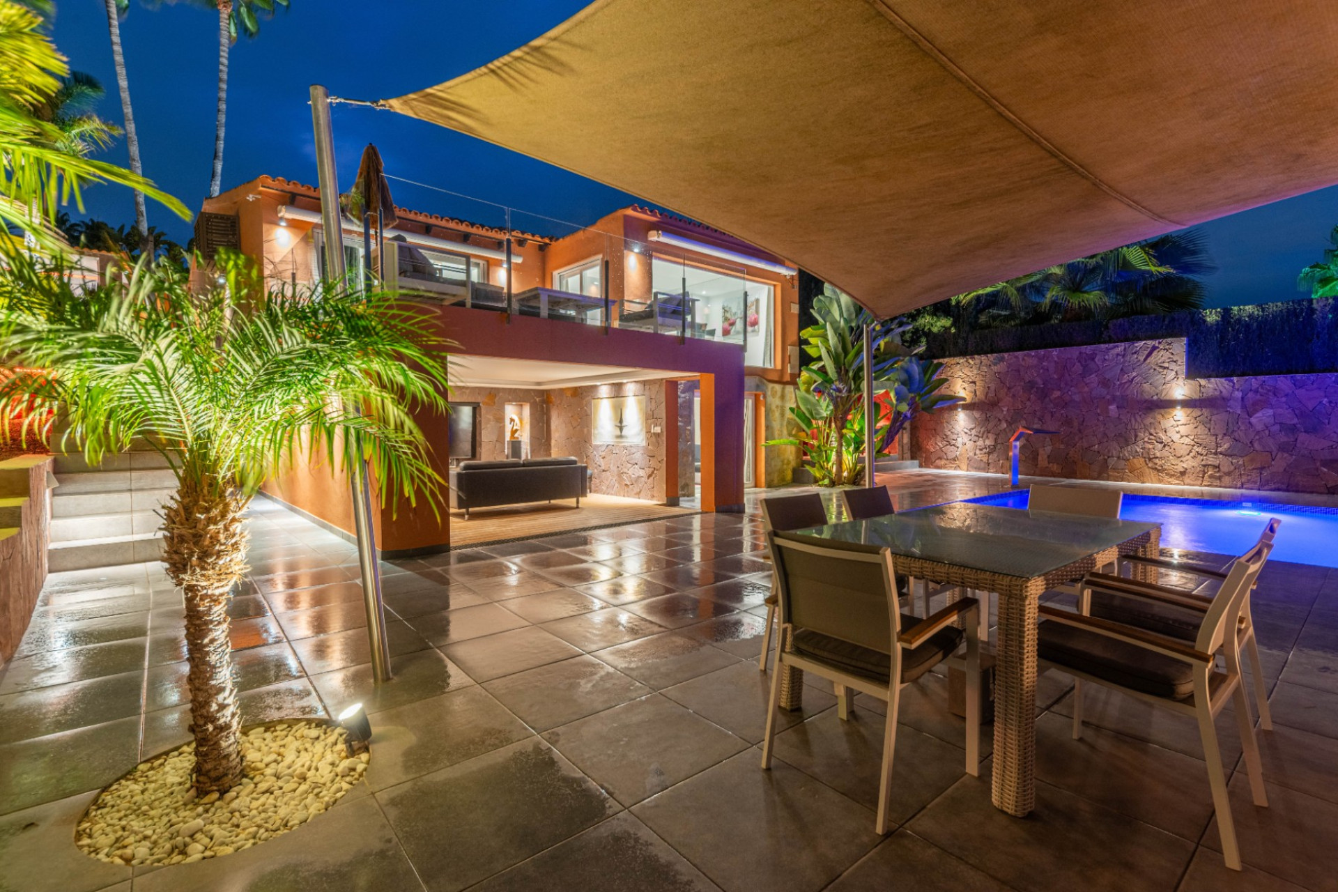 Resale - Villa - Moraira - Benimeit