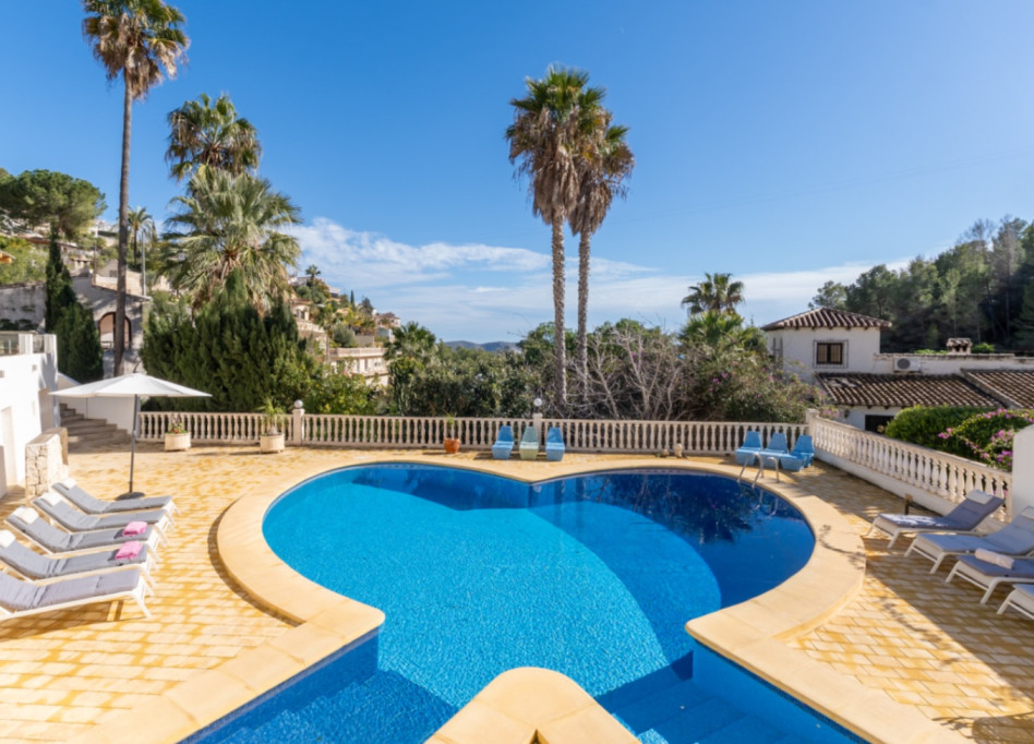 Resale - Villa - Moraira - Benimeit