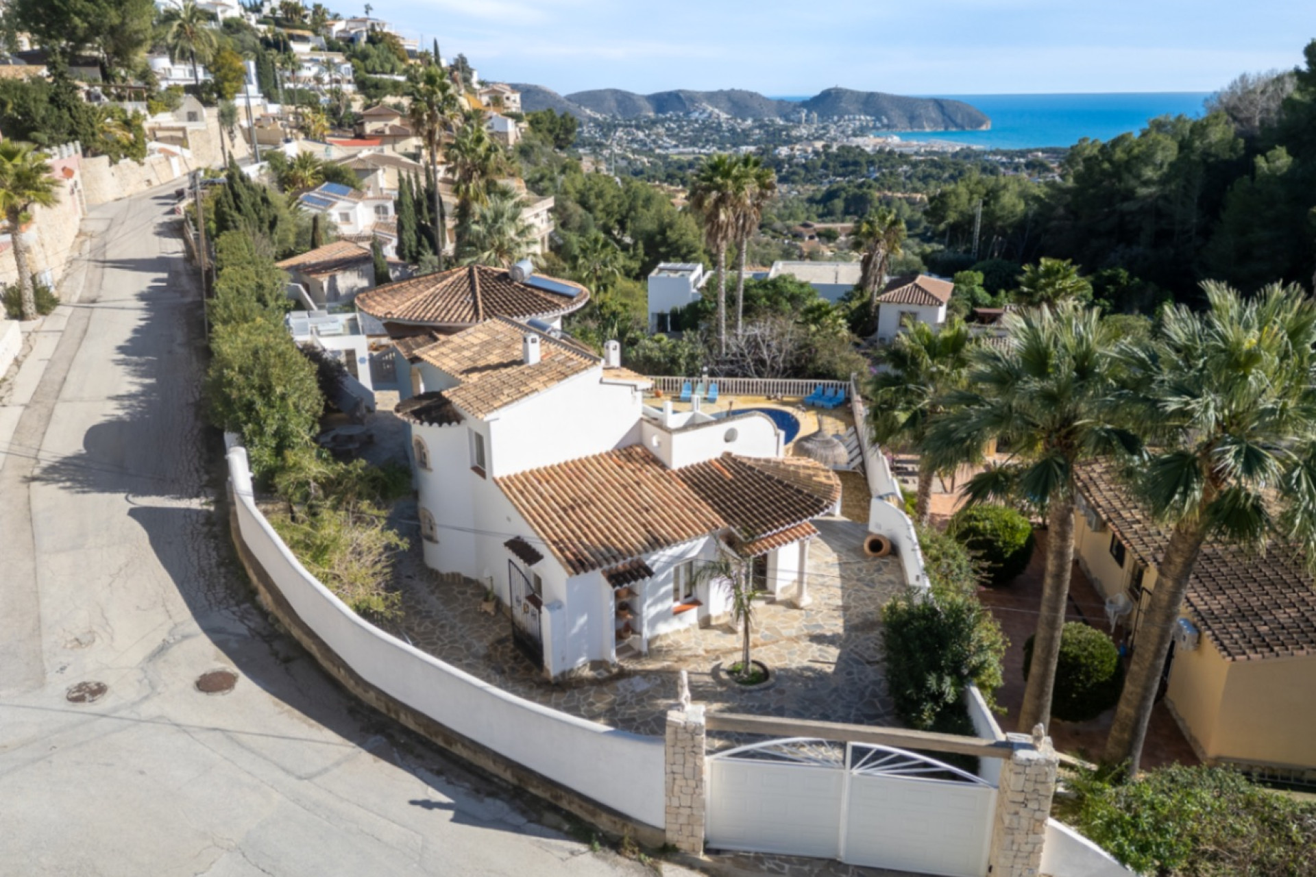 Resale - Villa - Moraira - Benimeit