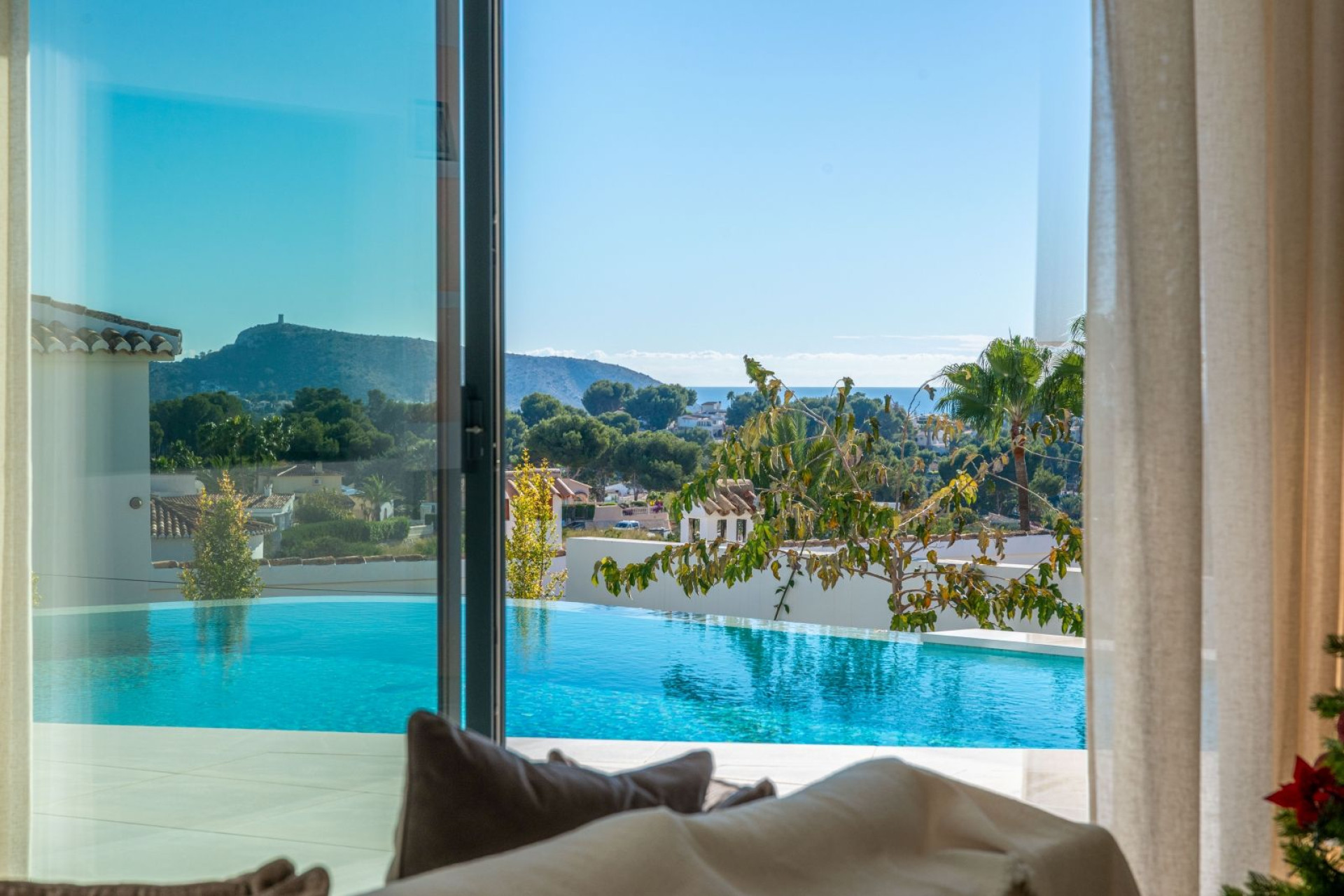 Resale - Villa - Moraira - Benimeit