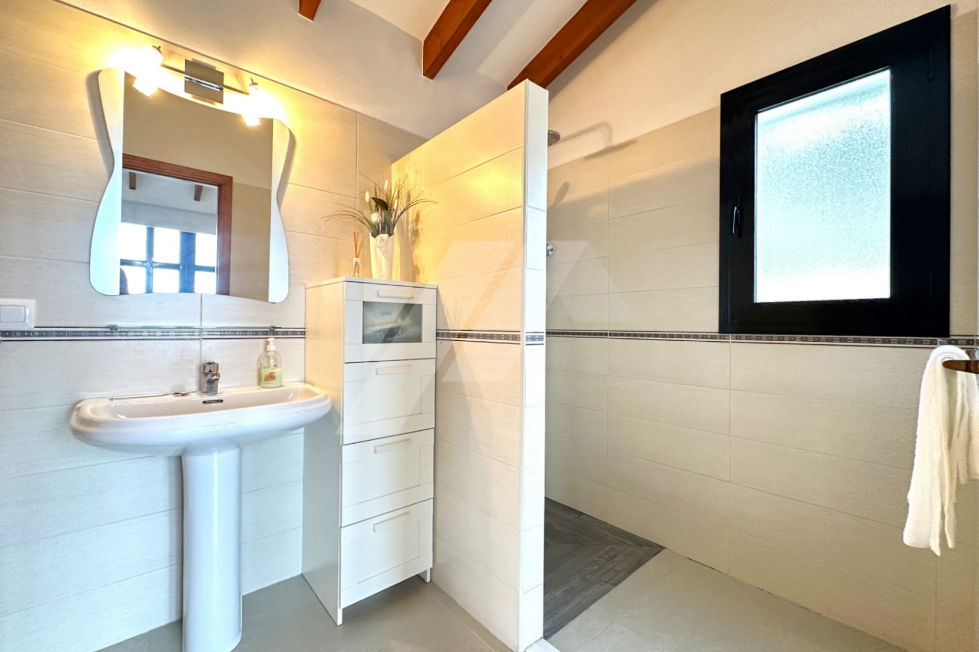 Resale - Villa - Moraira - Benimeit