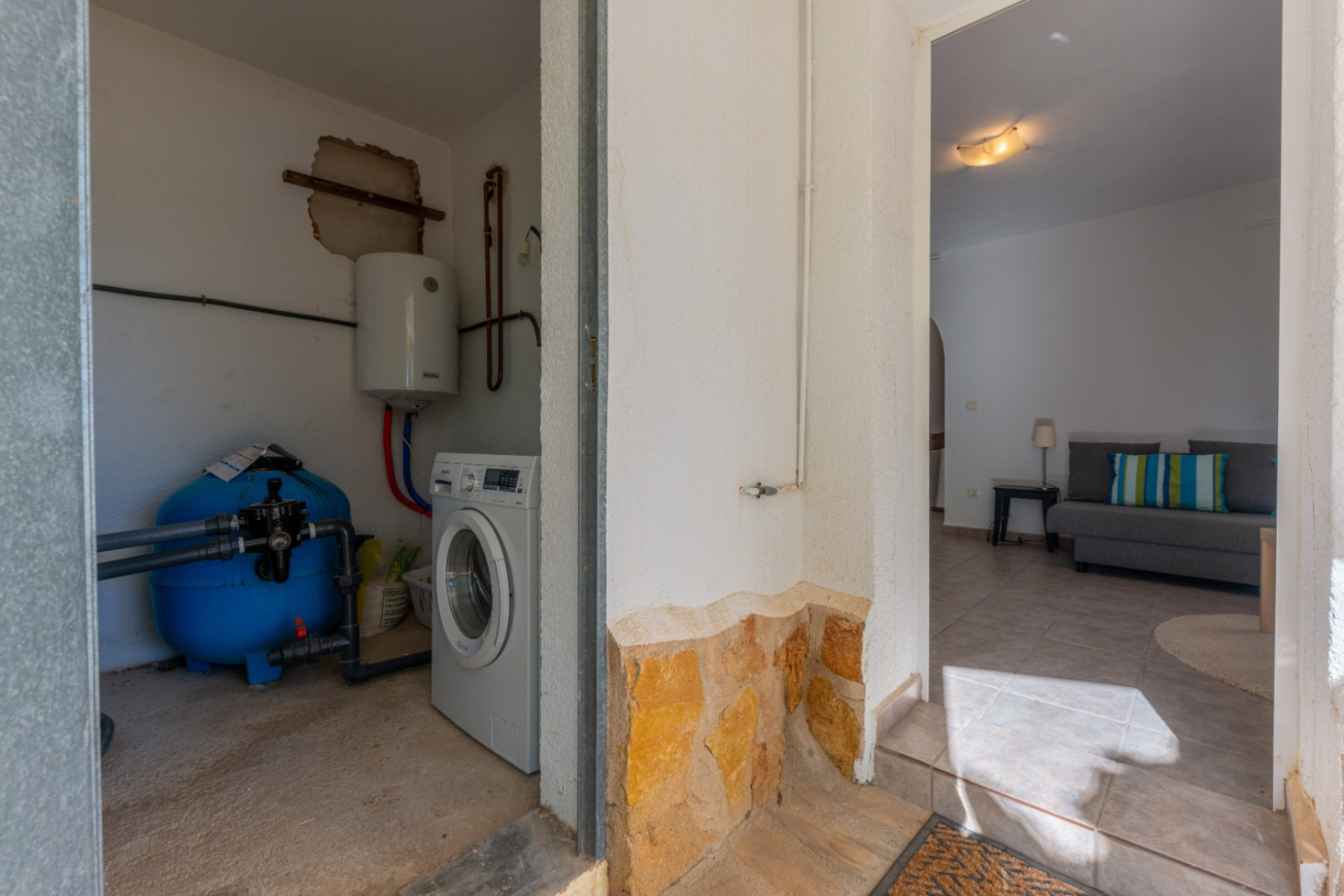 Resale - Villa - Moraira - Benimeit