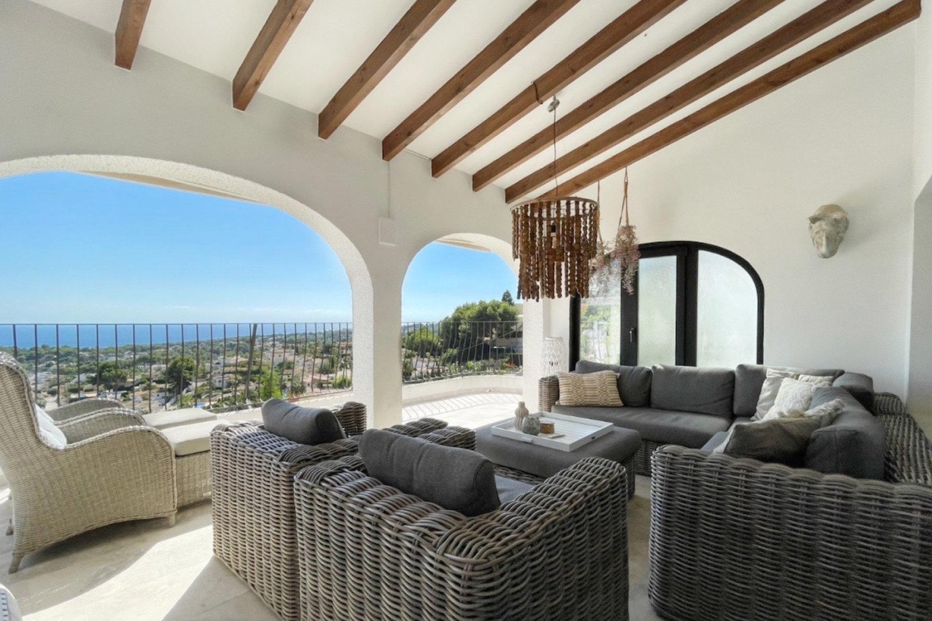 Resale - Villa - Moraira - Benimeit