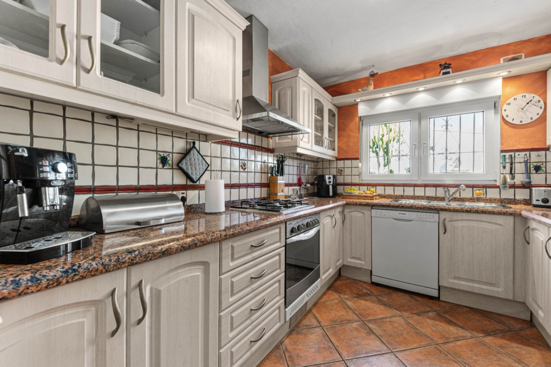 Resale - Villa - Moraira - Benimeit