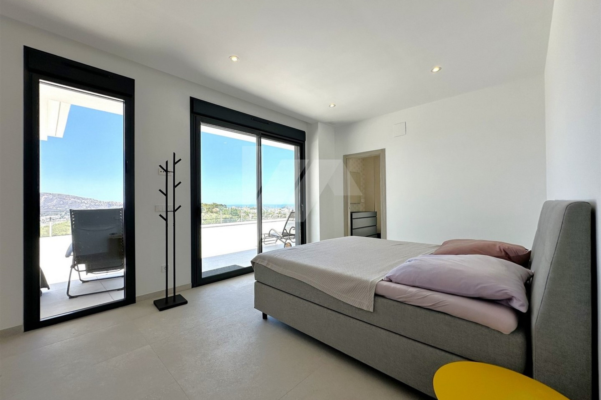 Resale - Villa - Moraira - Benimeit
