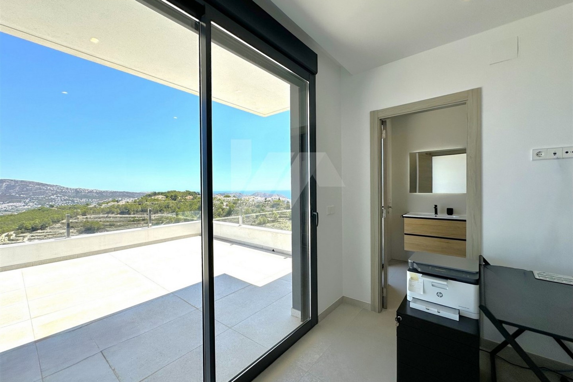 Resale - Villa - Moraira - Benimeit