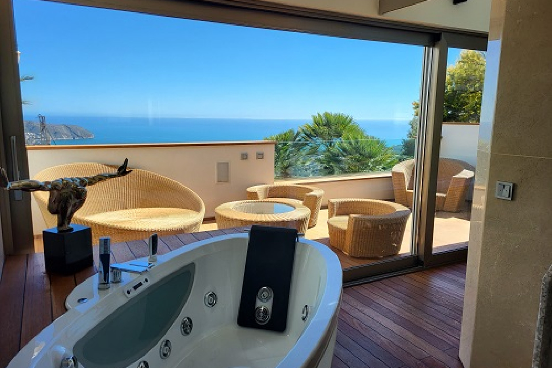Resale - Villa - Moraira - Benimeit
