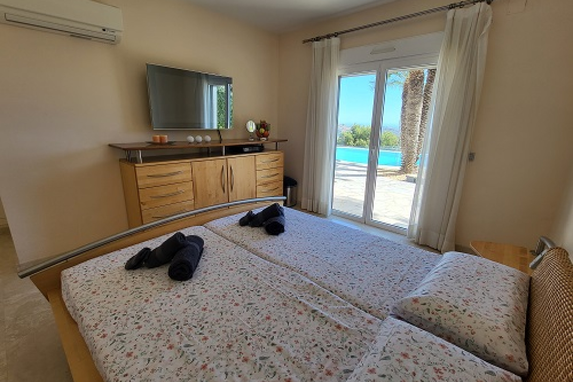 Resale - Villa - Moraira - Benimeit