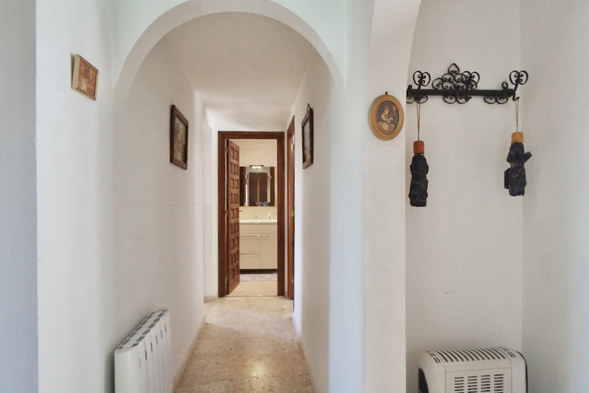 Resale - Villa - Moraira - Benimeit
