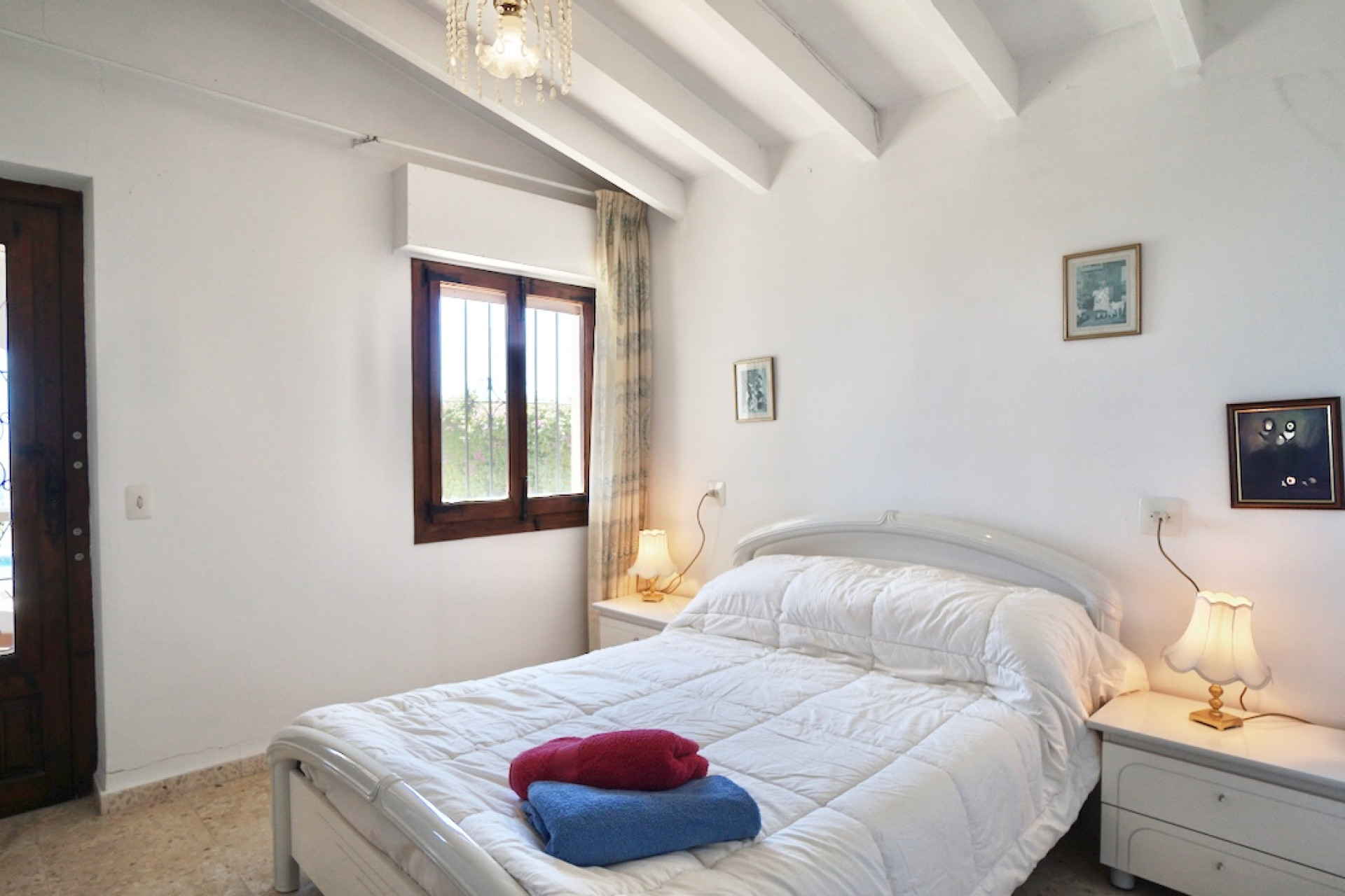 Resale - Villa - Moraira - Benimeit