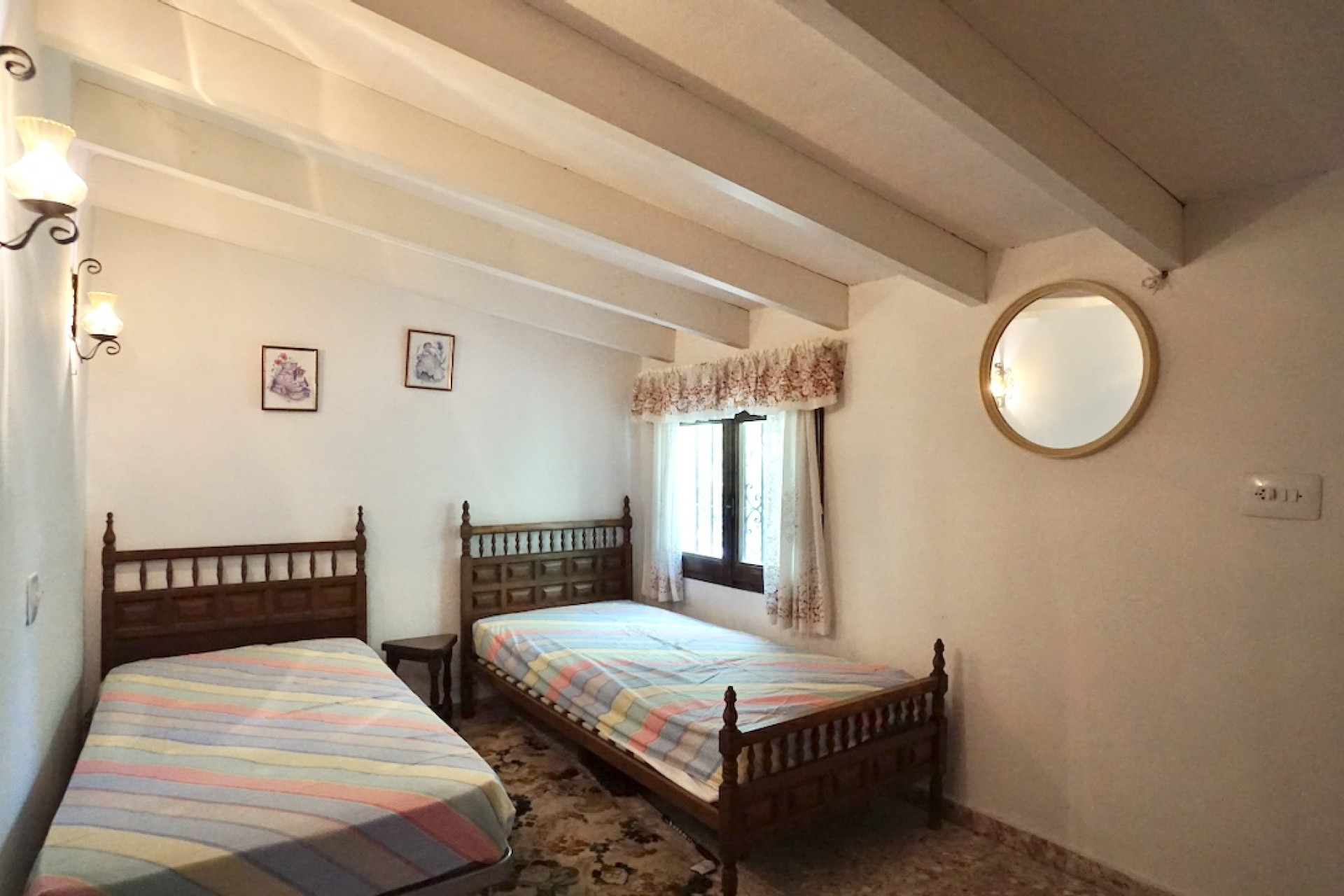 Resale - Villa - Moraira - Benimeit