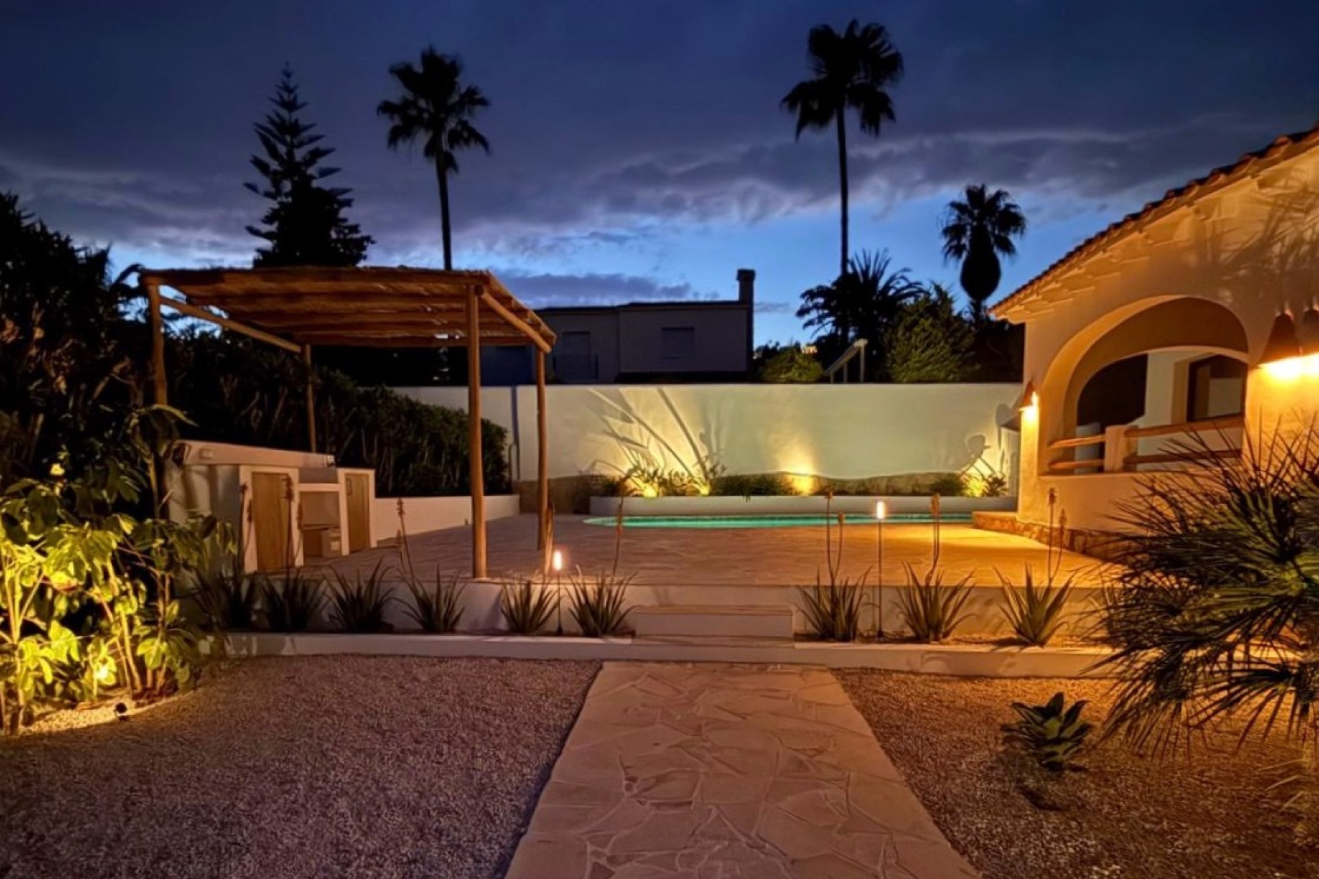 Resale - Villa - Moraira - Benimeit