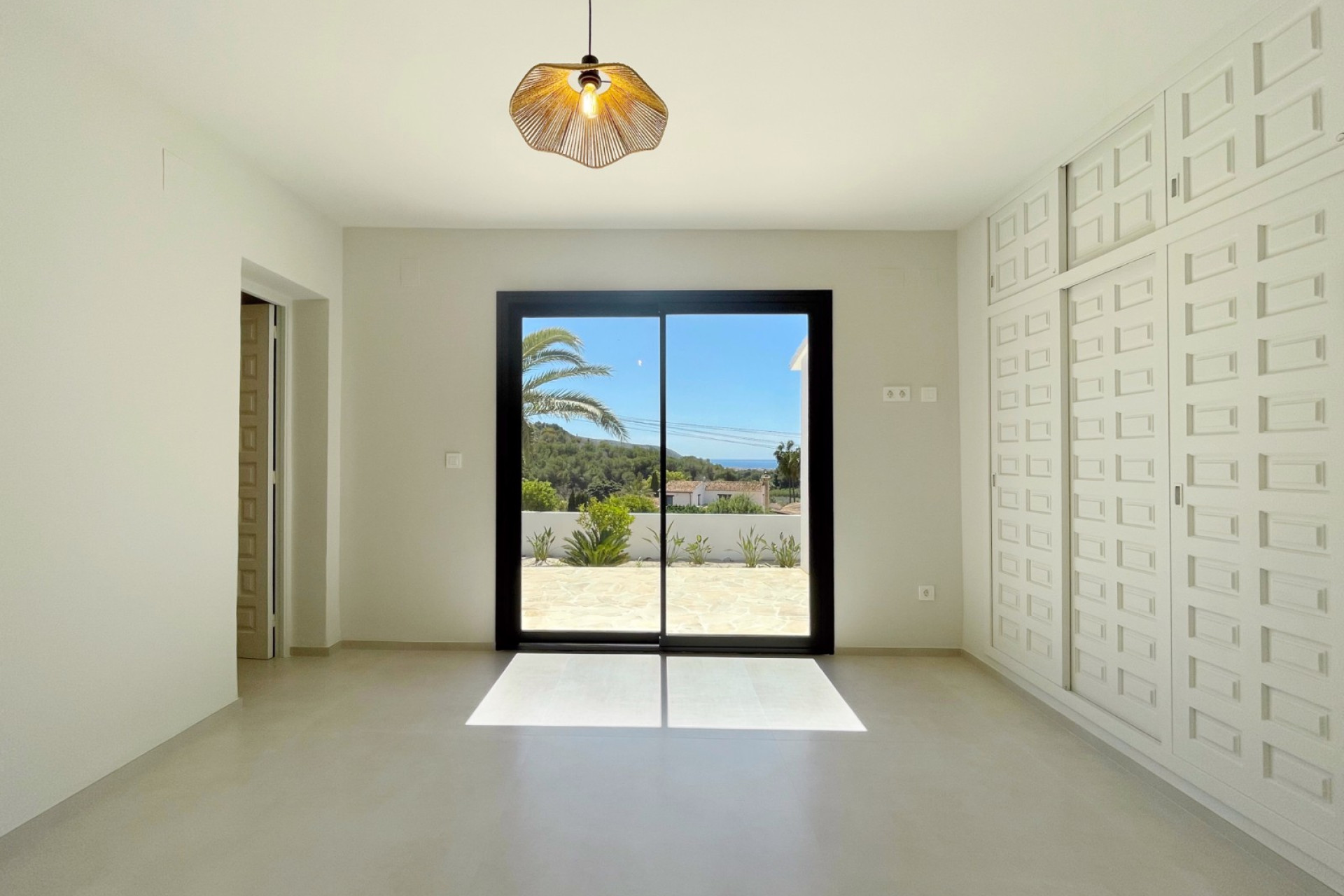 Resale - Villa - Moraira - Benimeit