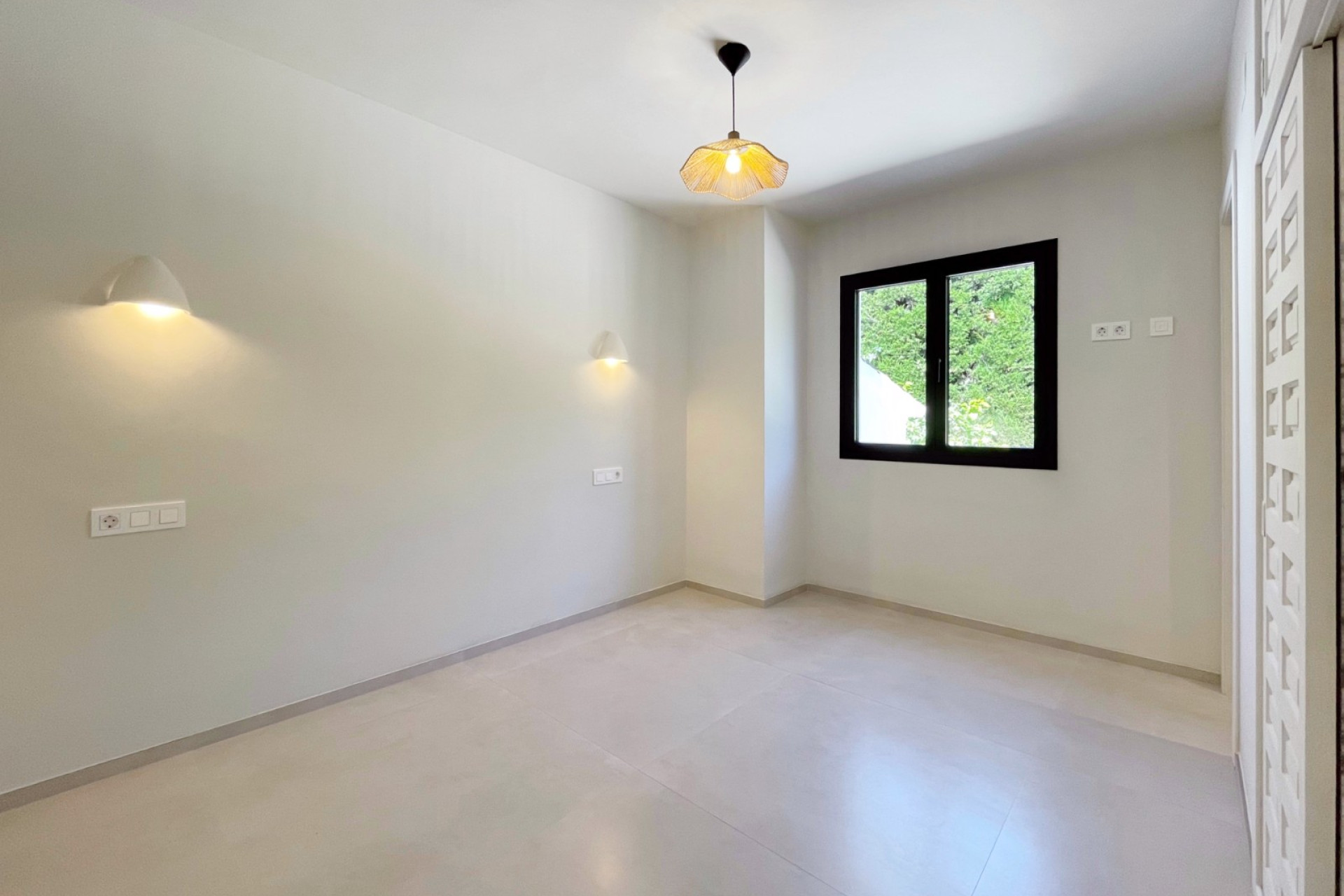 Resale - Villa - Moraira - Benimeit