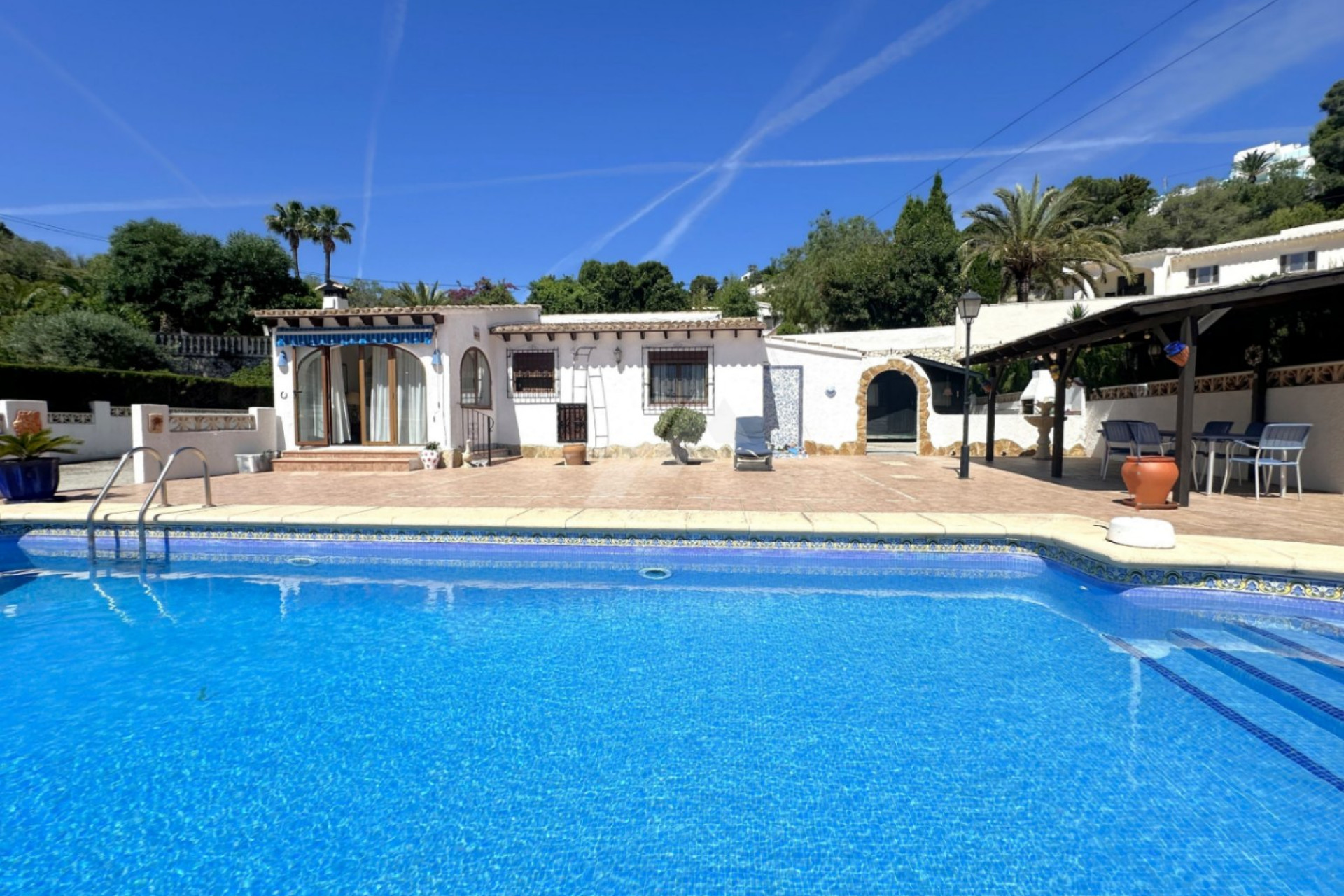 Resale - Villa - Moraira - Benimeit