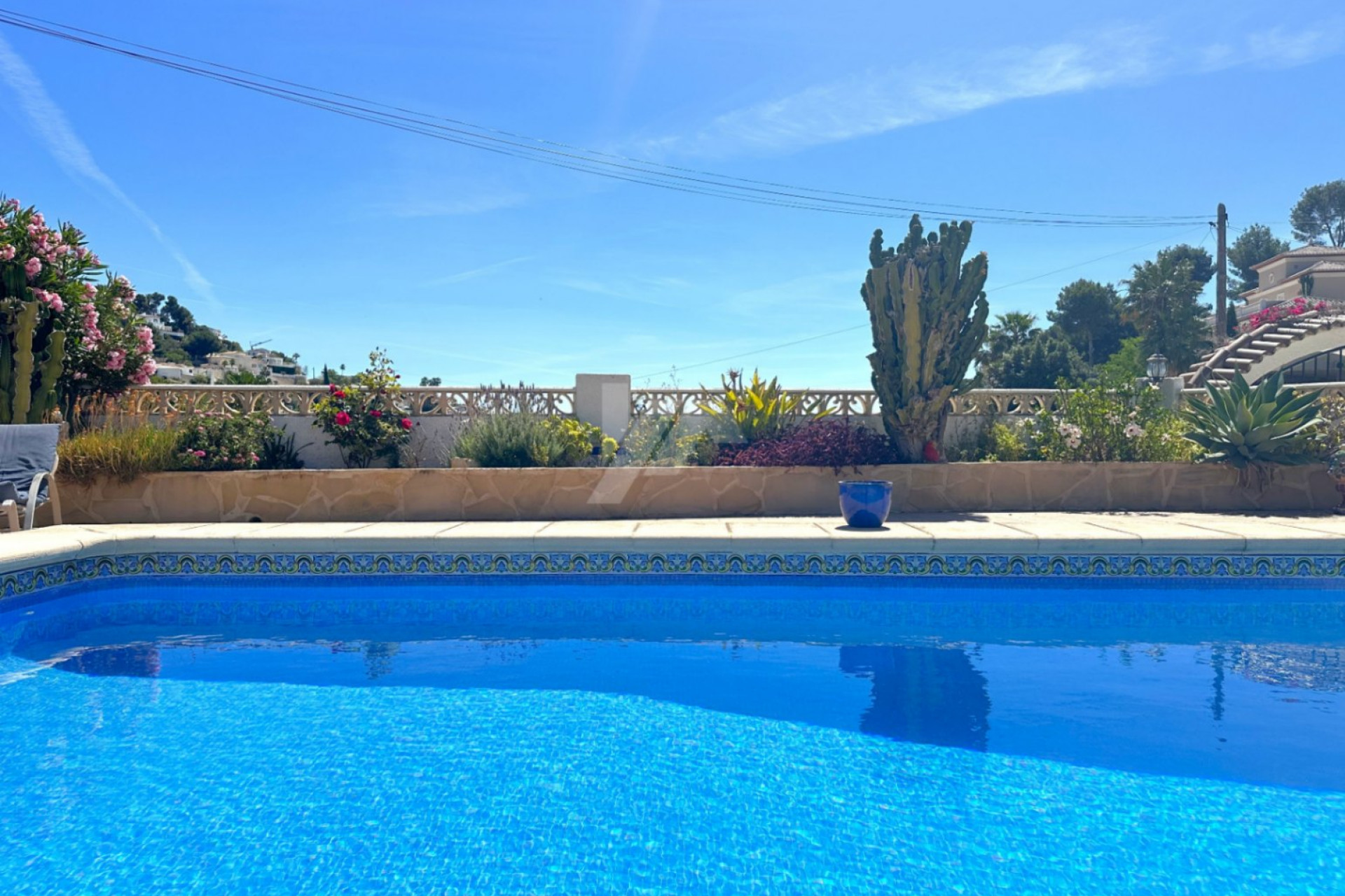 Resale - Villa - Moraira - Benimeit