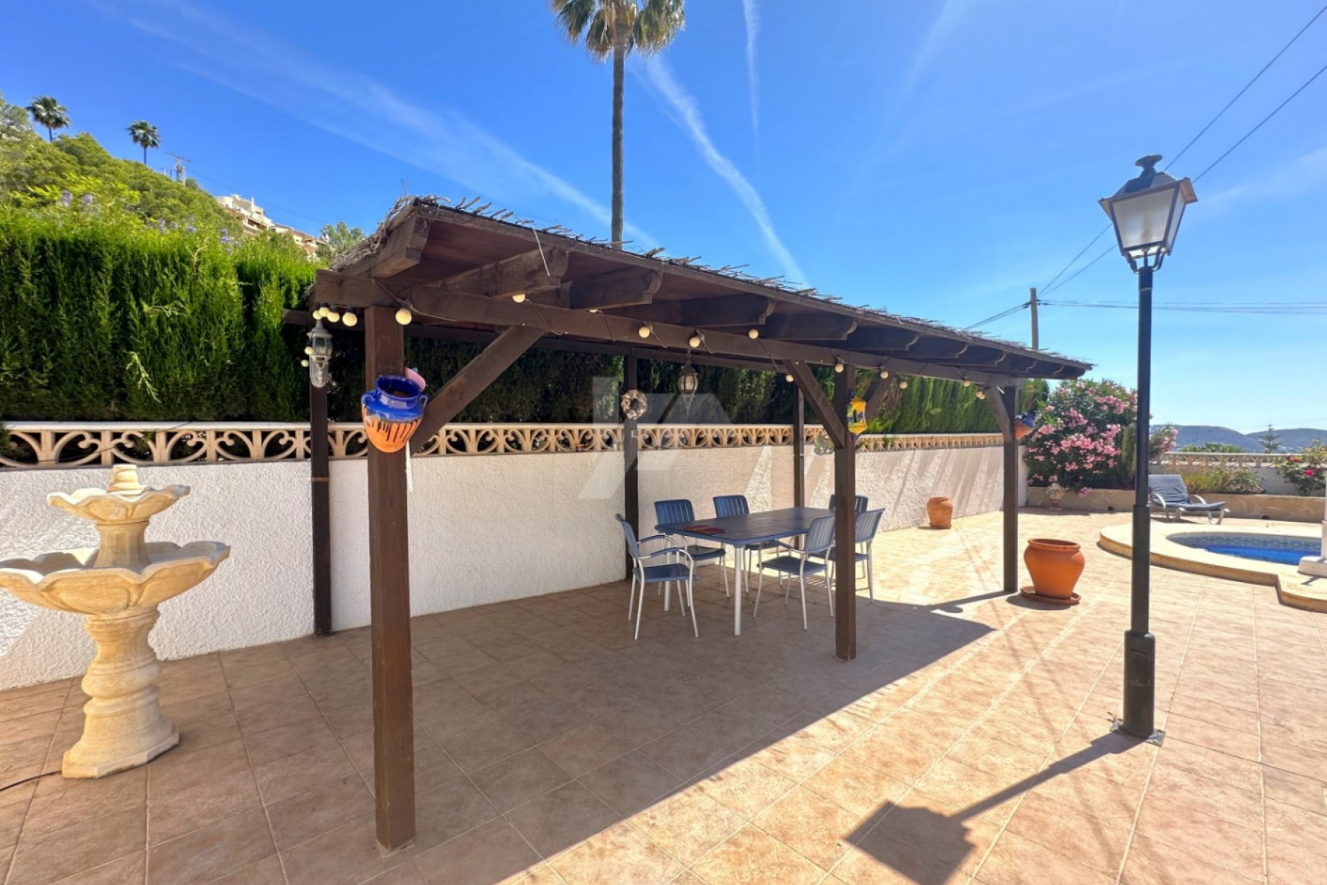 Resale - Villa - Moraira - Benimeit