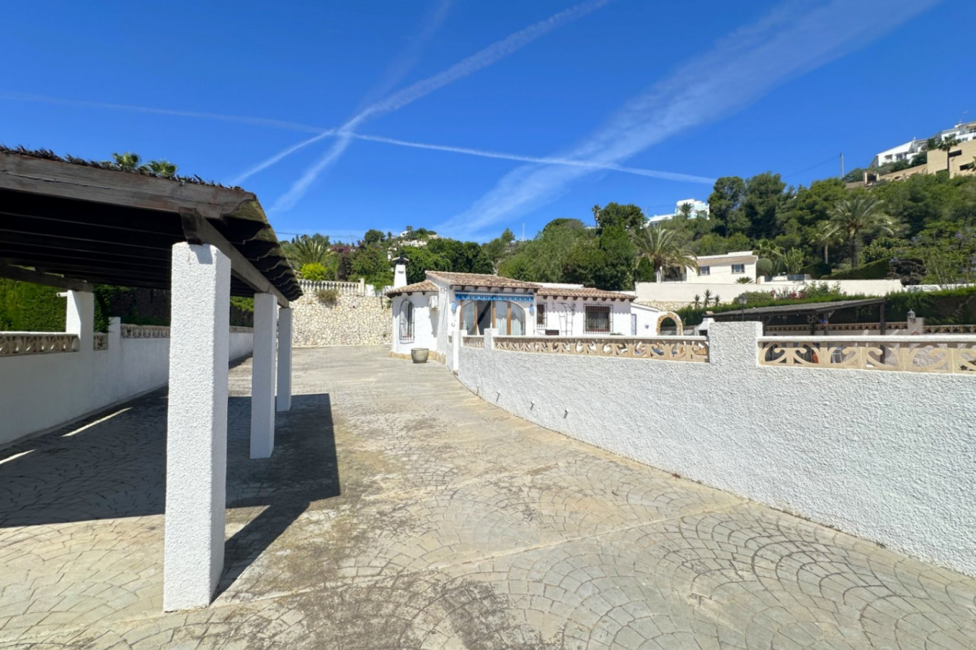 Resale - Villa - Moraira - Benimeit