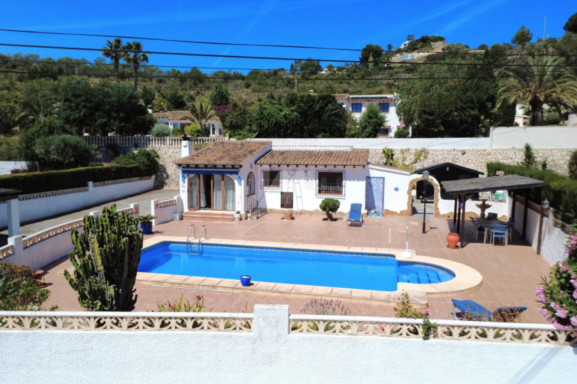 Resale - Villa - Moraira - Benimeit