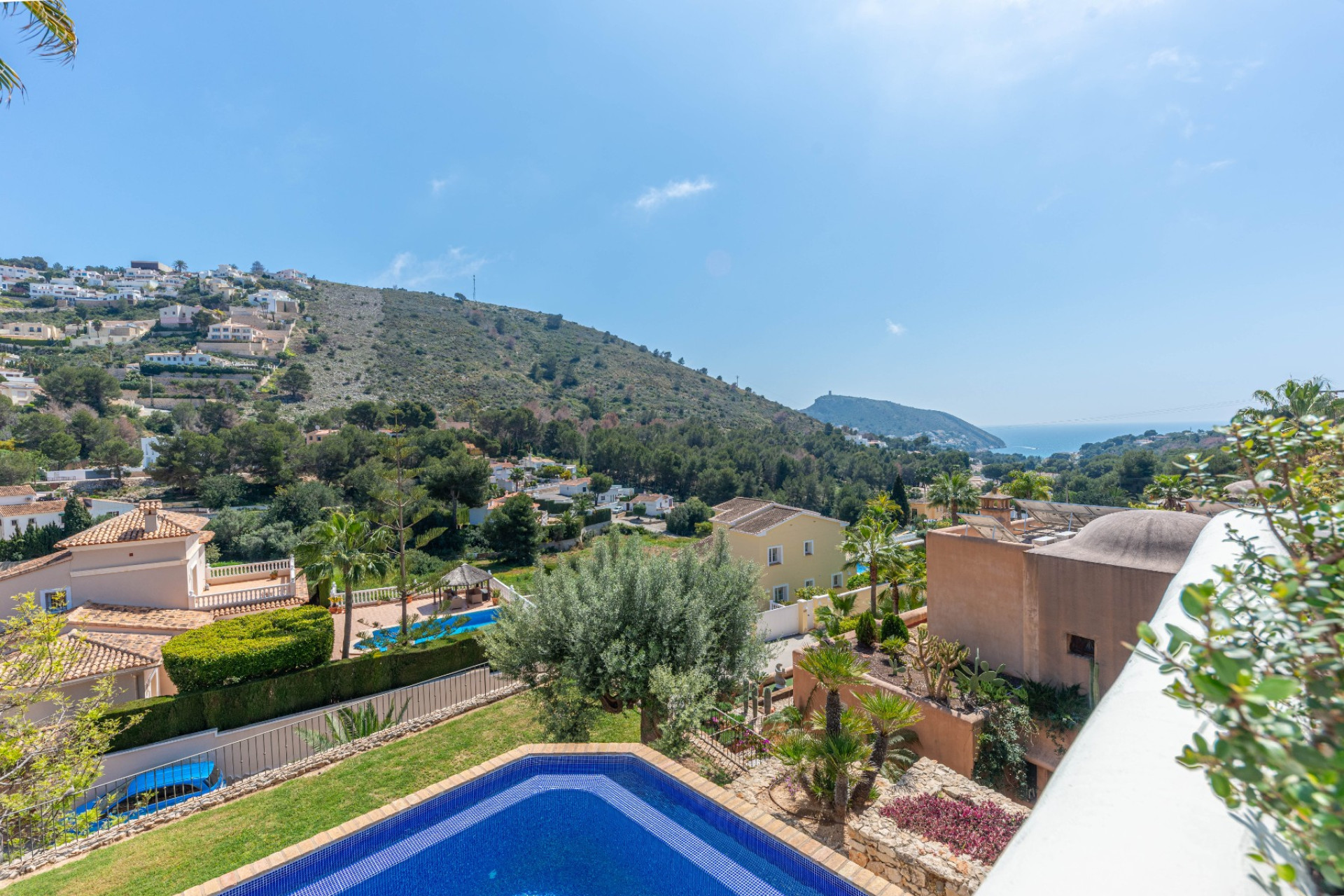 Resale - Villa - Moraira - El Portet
