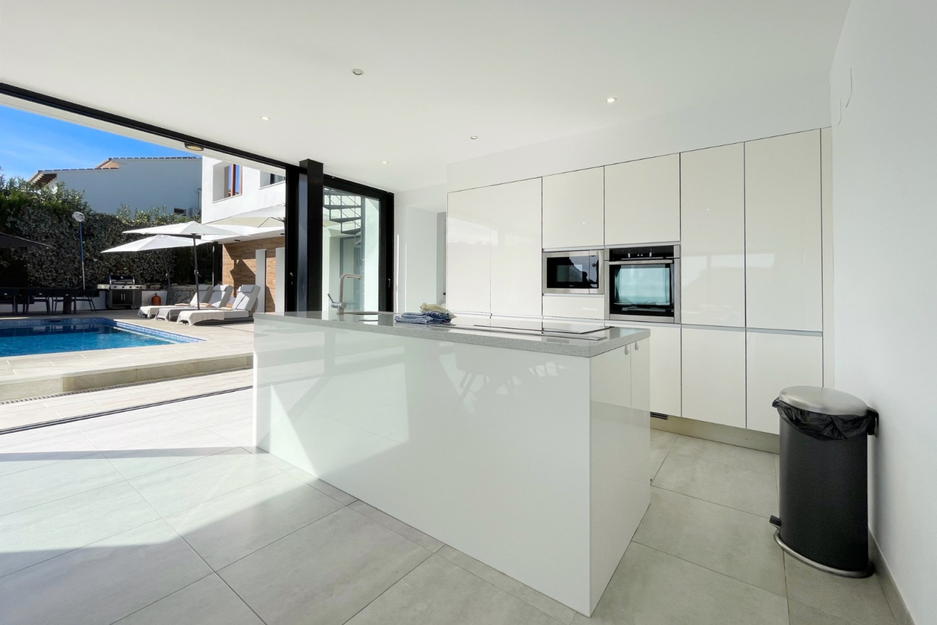 Resale - Villa - Moraira - La Arnella