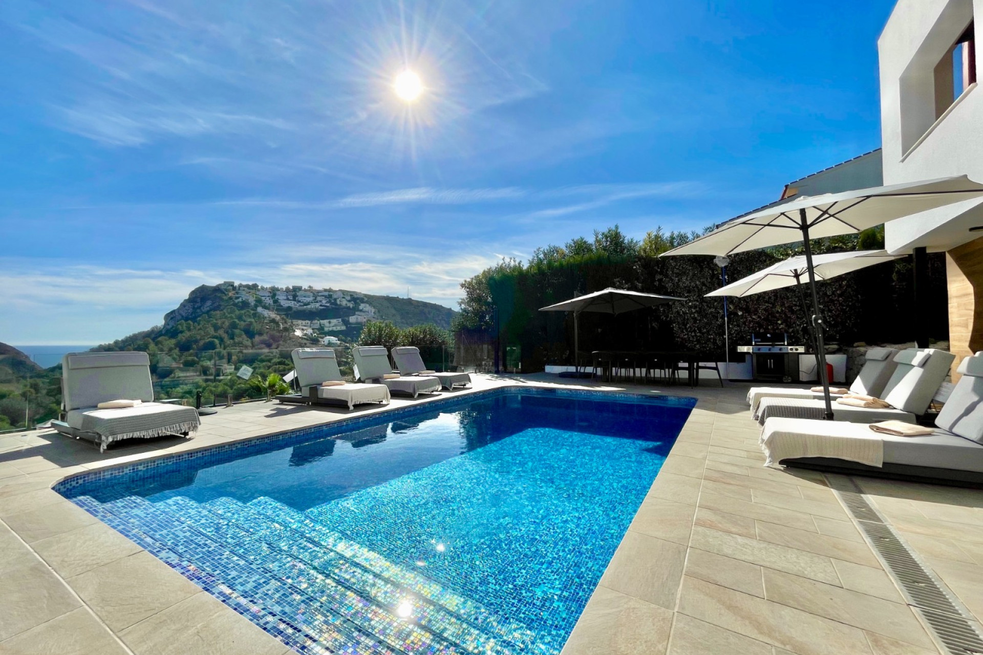 Resale - Villa - Moraira - La Arnella