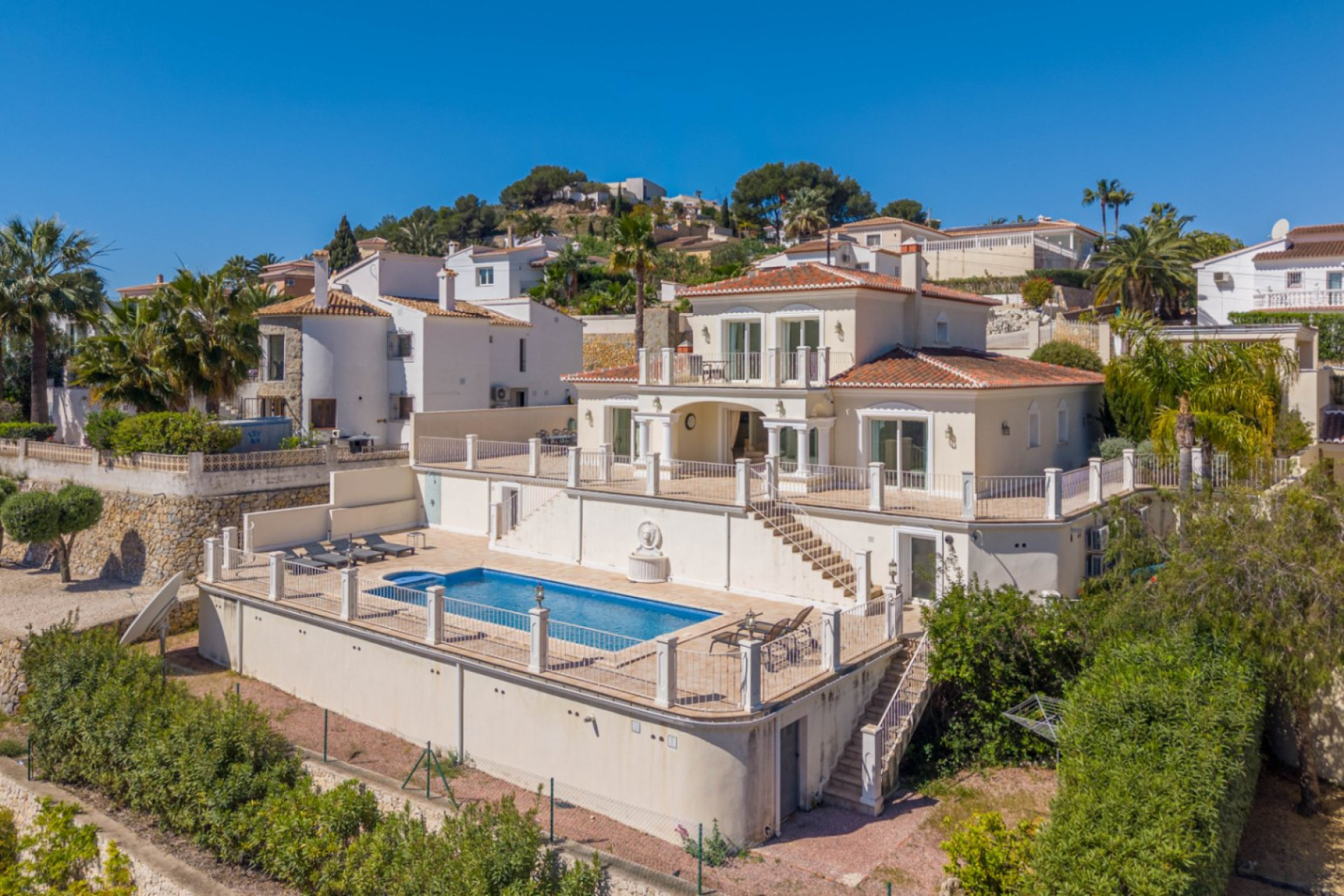 Resale - Villa - Moraira - La Arnella