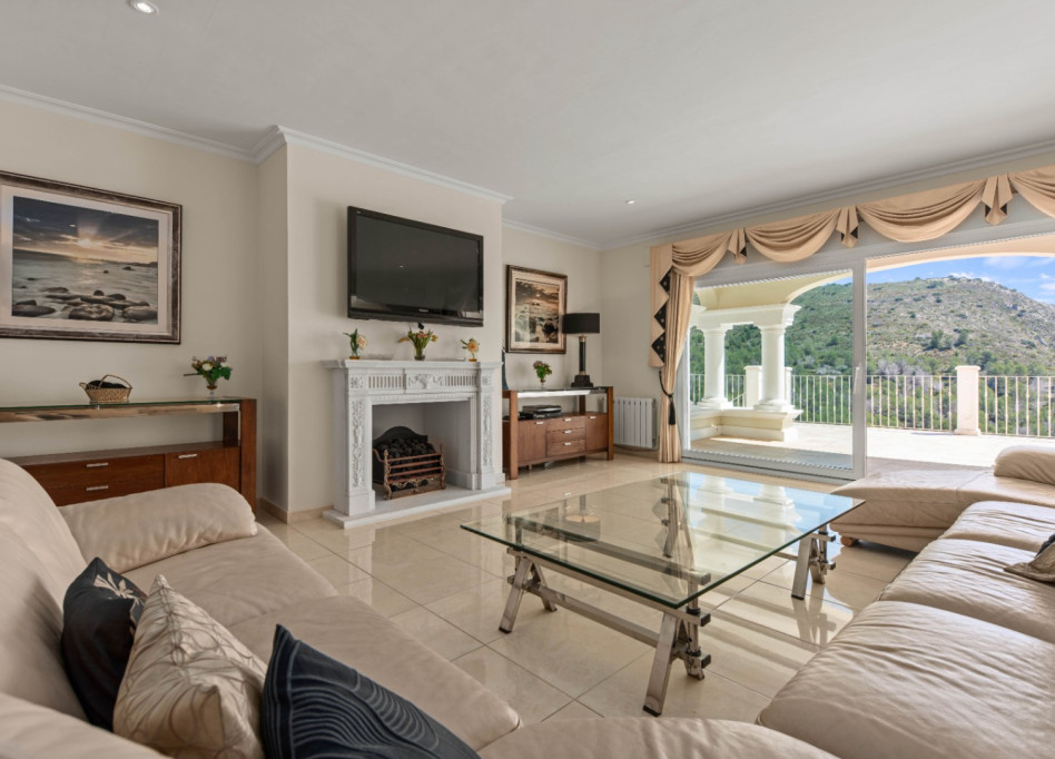 Resale - Villa - Moraira - La Arnella