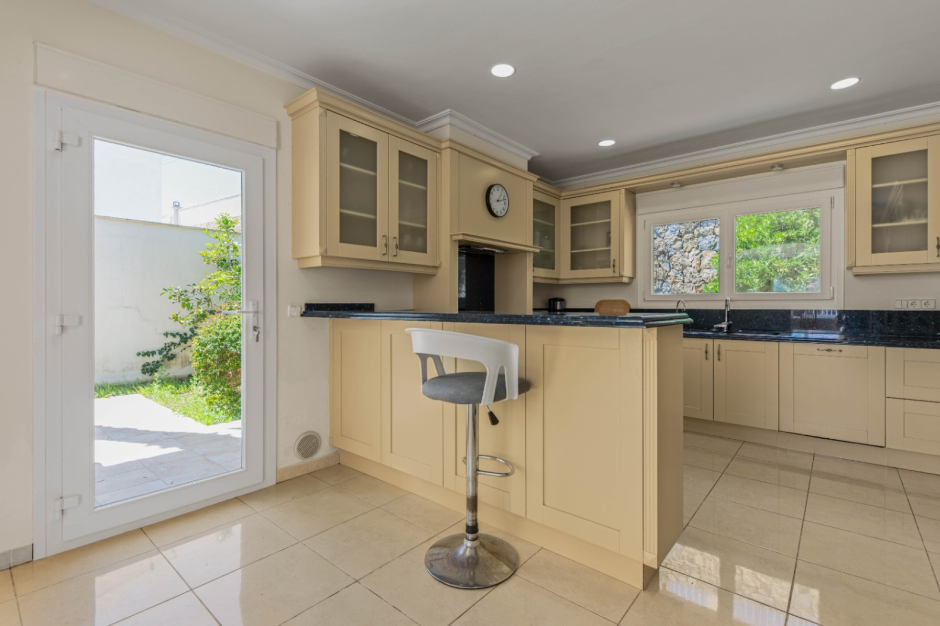 Resale - Villa - Moraira - La Arnella