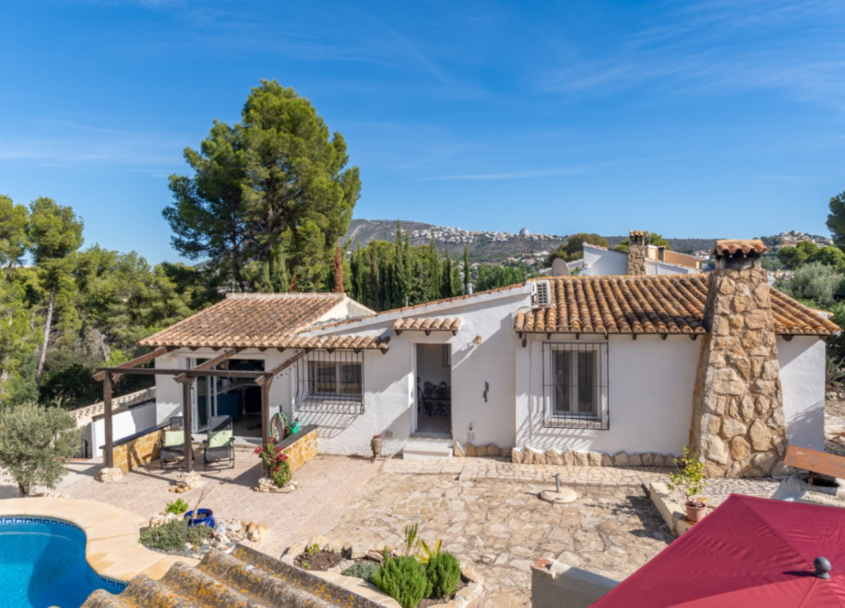 Resale - Villa - Moraira - La Sabatera