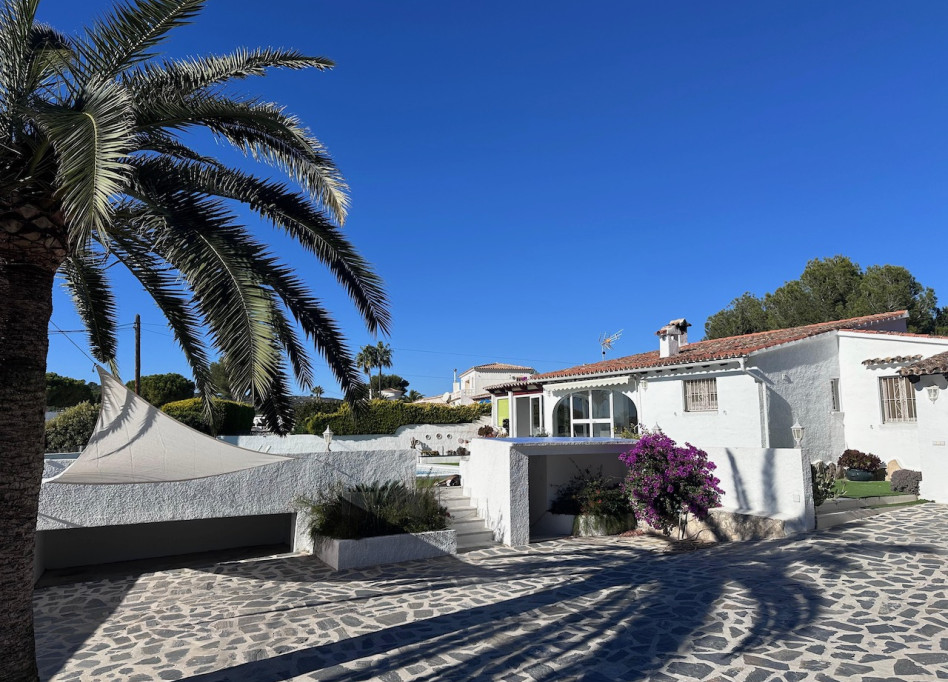 Resale - Villa - Moraira - La Sabatera