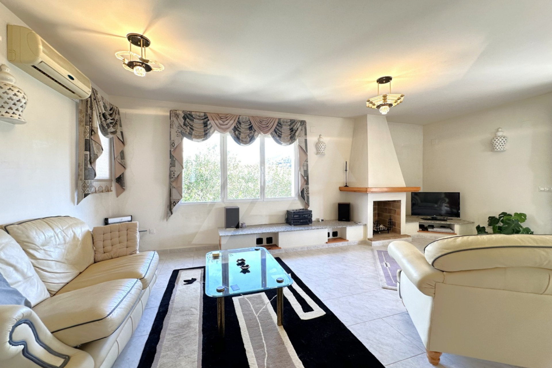 Resale - Villa - Moraira - La Sabatera