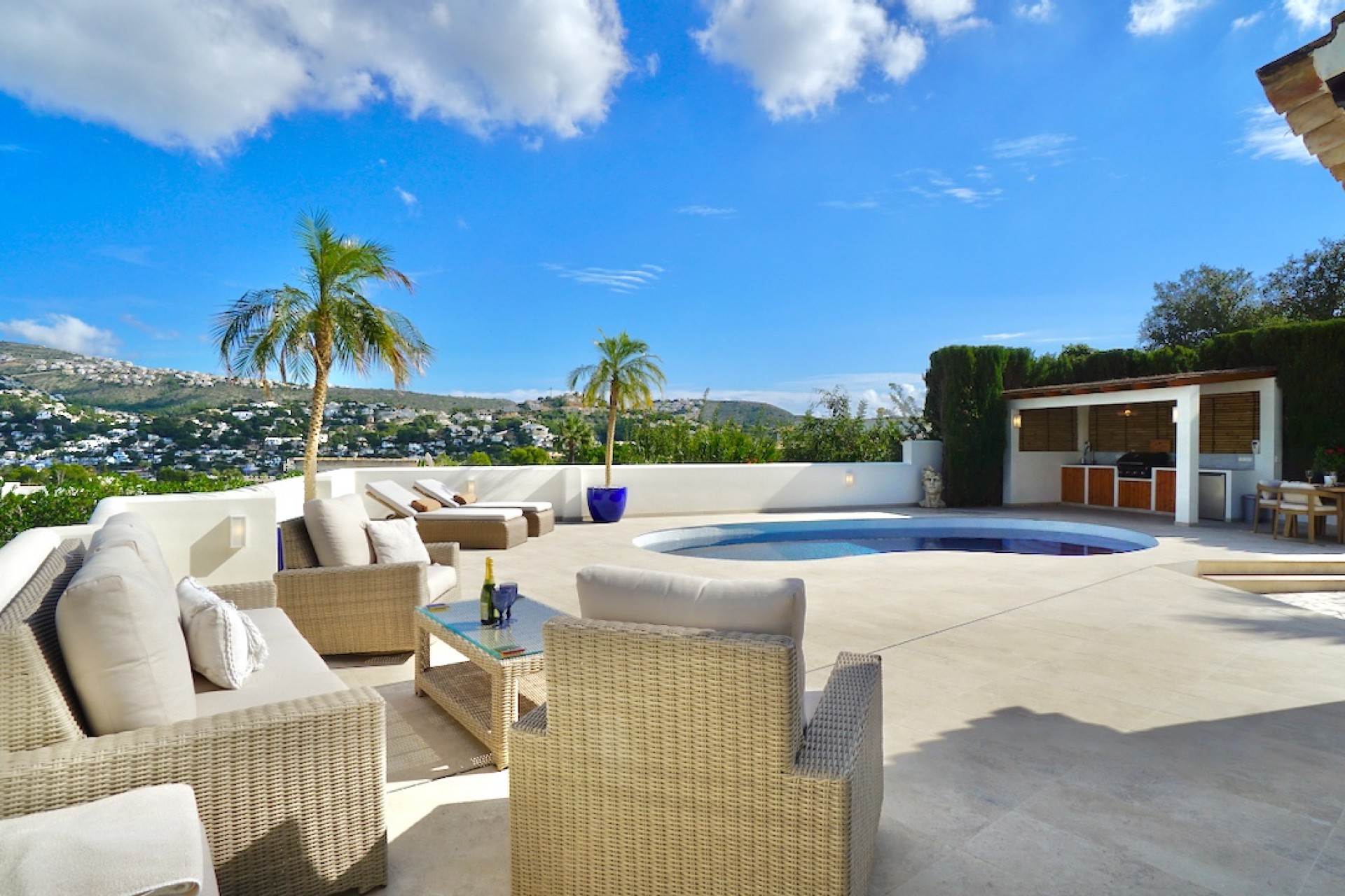 Resale - Villa - Moraira - La Sabatera