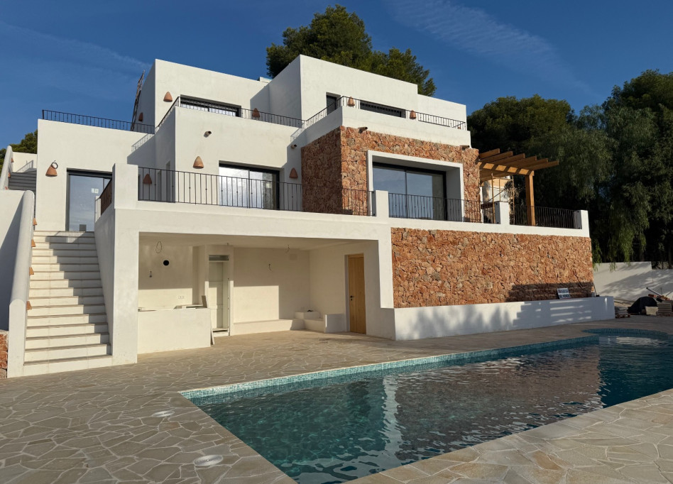 Resale - Villa - Moraira - Pinar de L'Advocat
