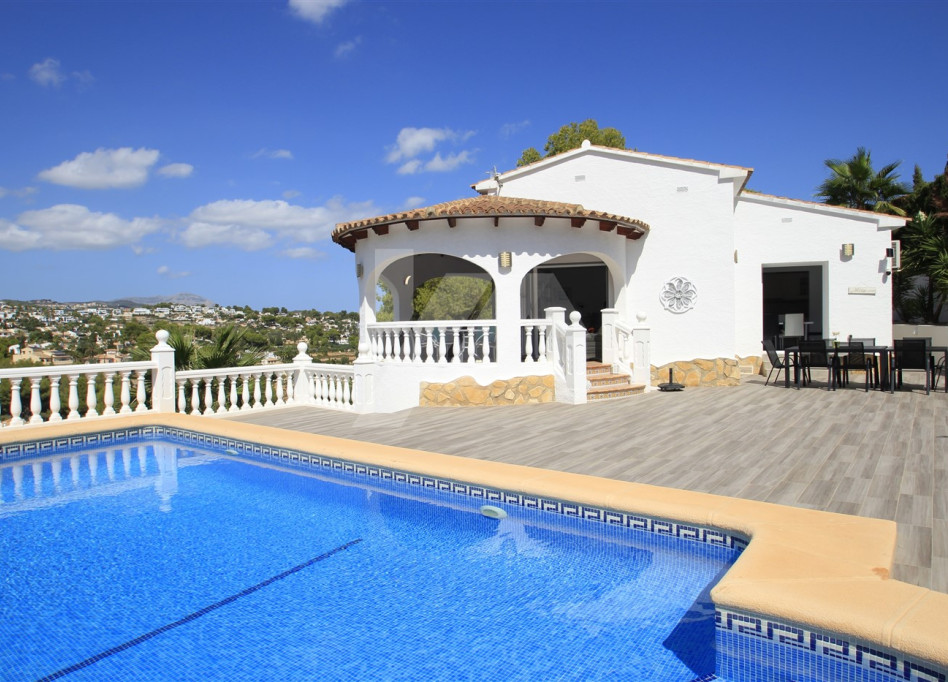 Resale - Villa - Moraira - Pinar del Advocat - Cometa