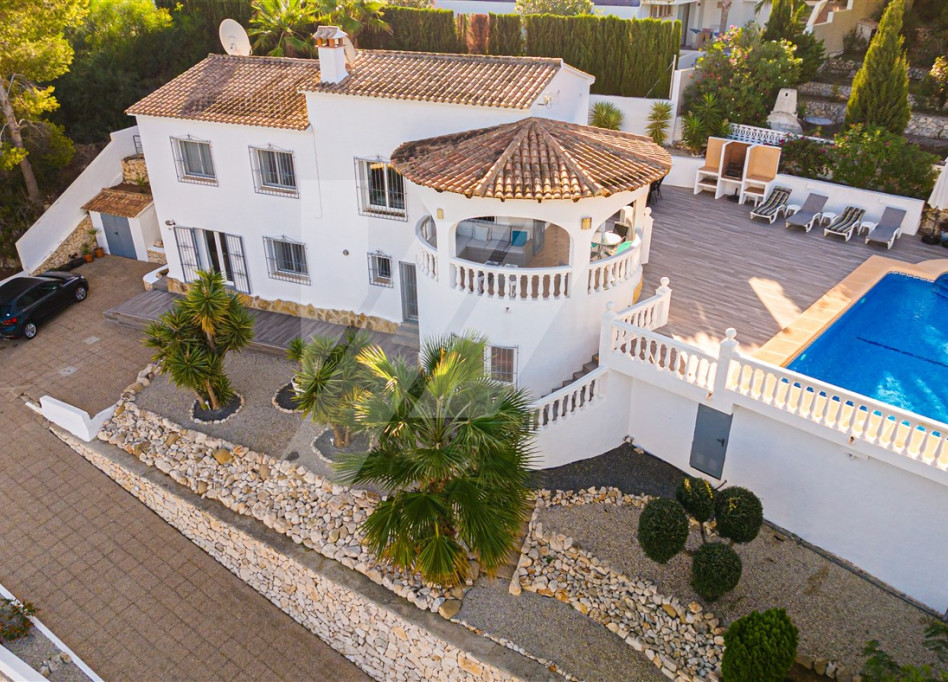 Resale - Villa - Moraira - Pinar del Advocat - Cometa